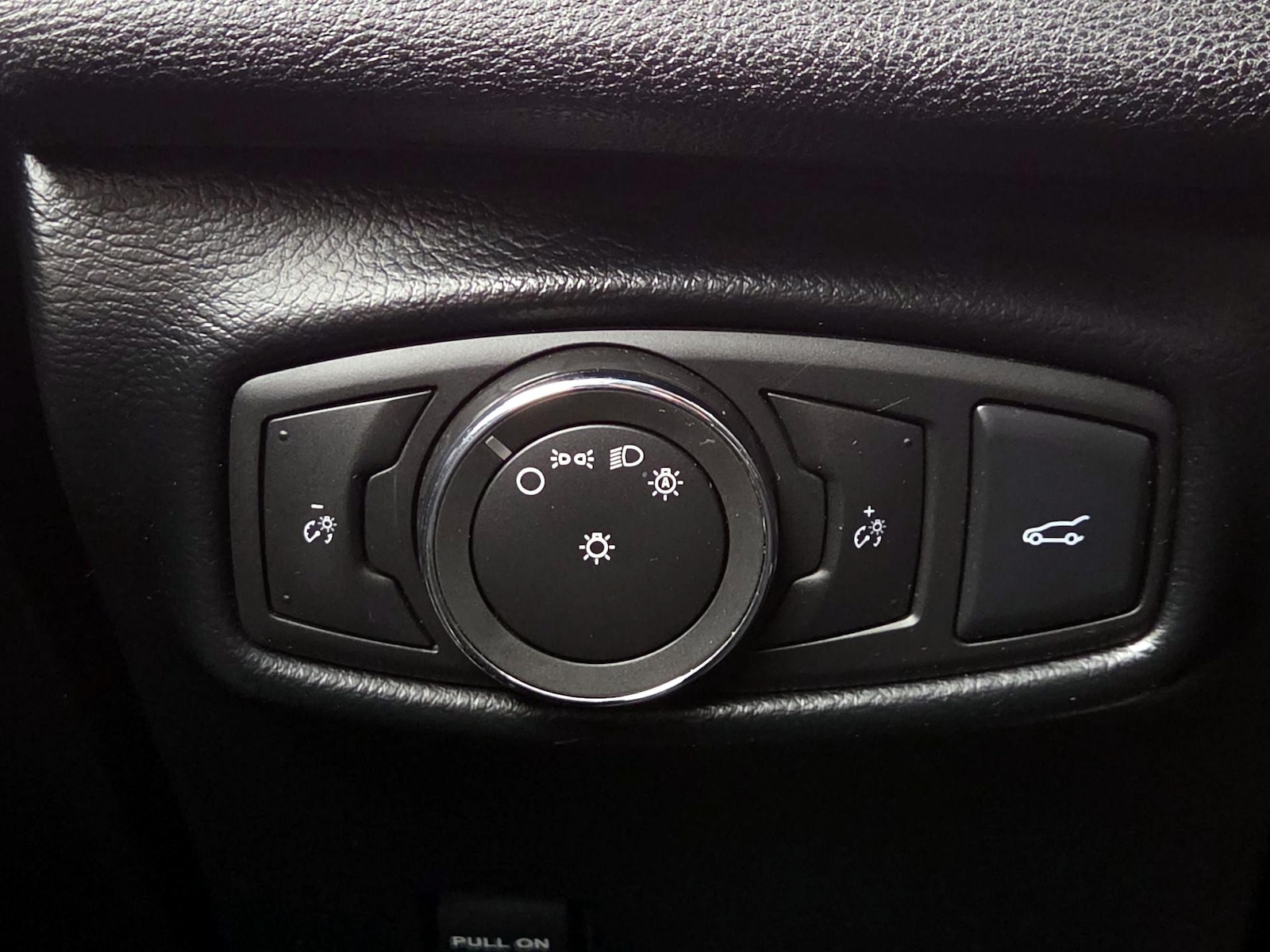 2016 Lincoln MKZ Base - Photo 14