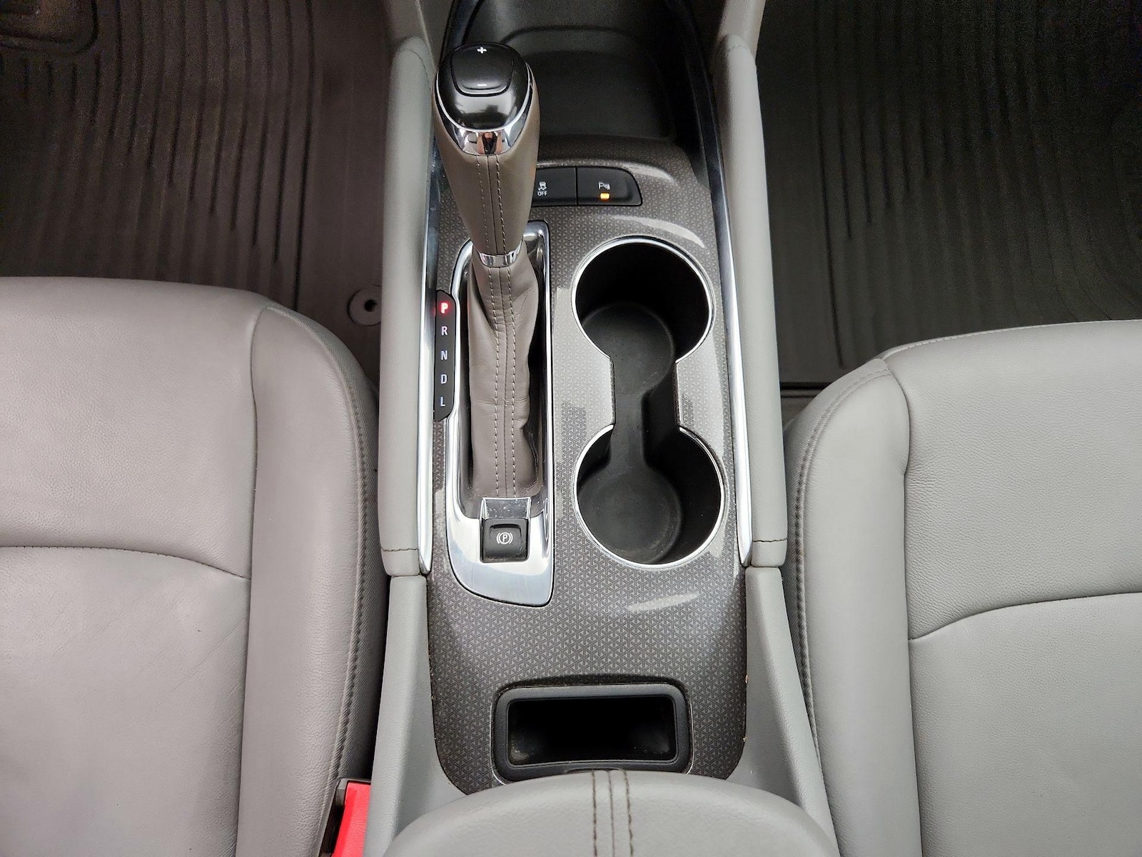 2017 Chevrolet Malibu Hybrid - Photo 19