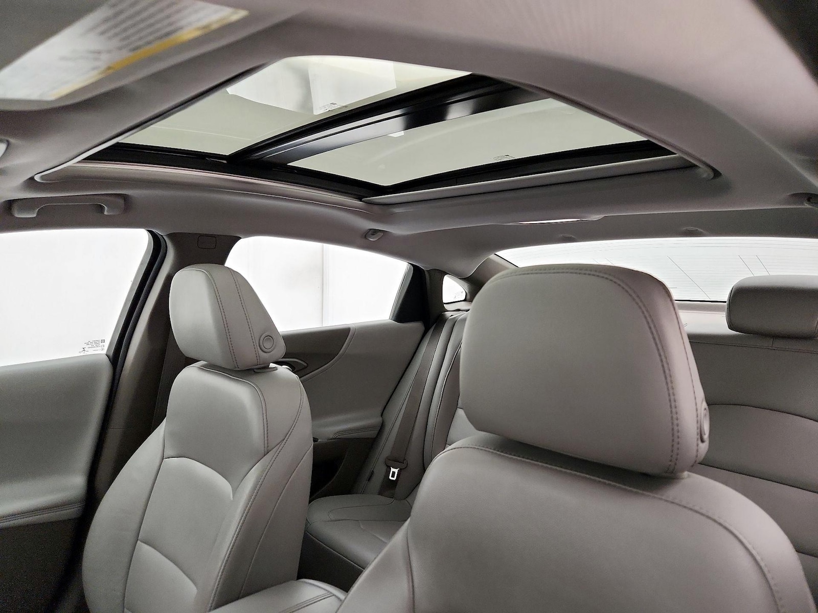 2017 Chevrolet Malibu Hybrid - Photo 21