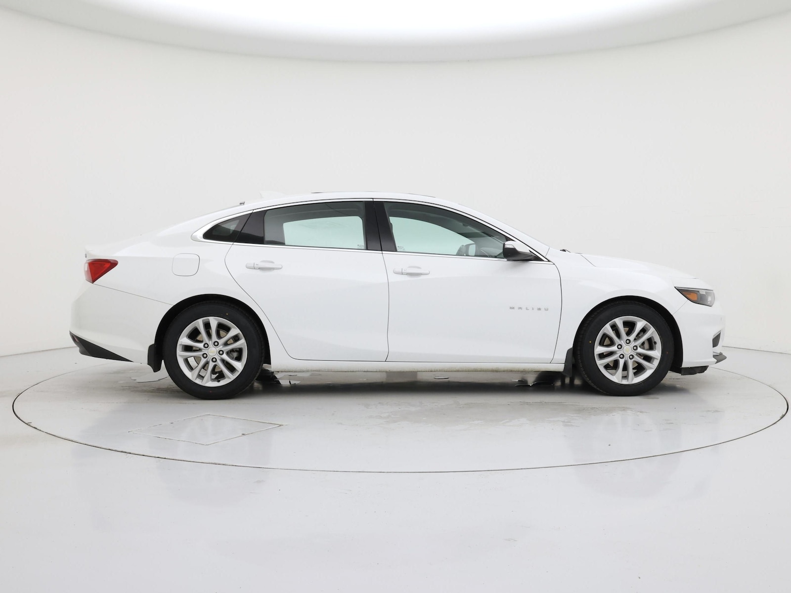 2017 Chevrolet Malibu Hybrid - Photo 8