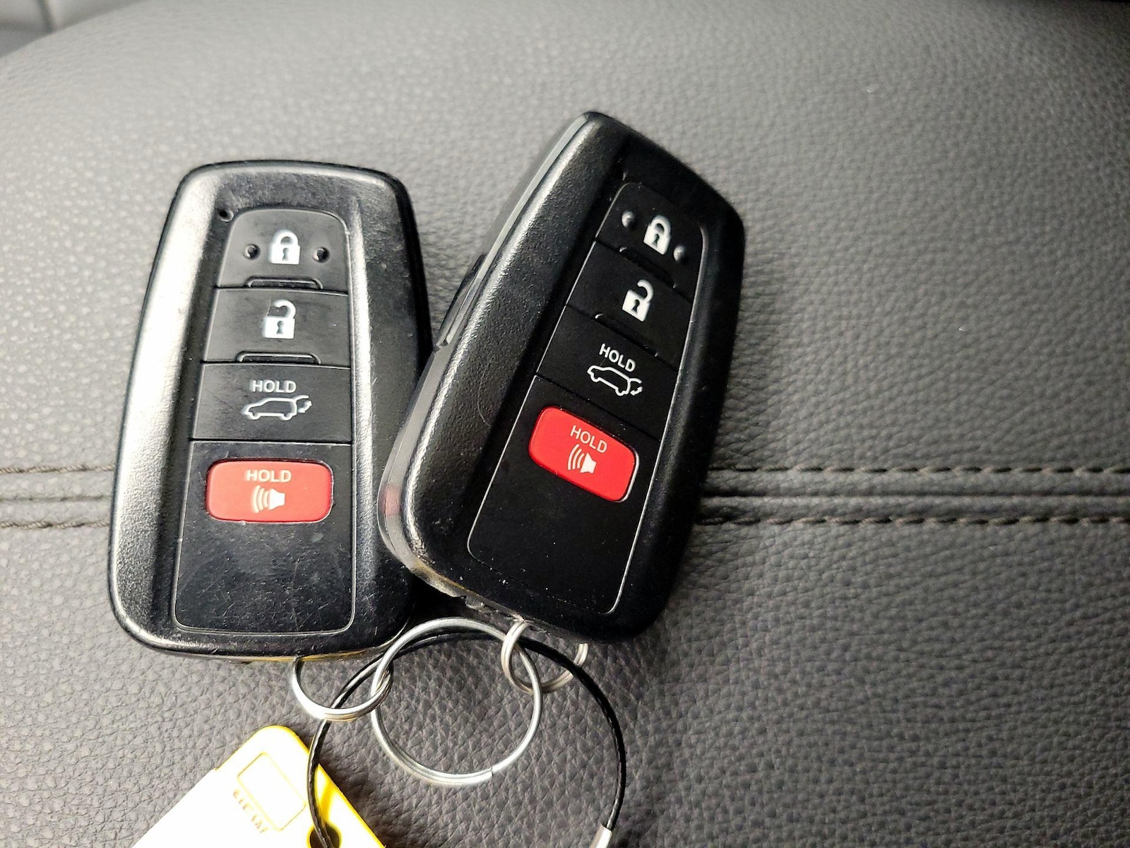 2023 Toyota RAV4 XLE Premium - Photo 24