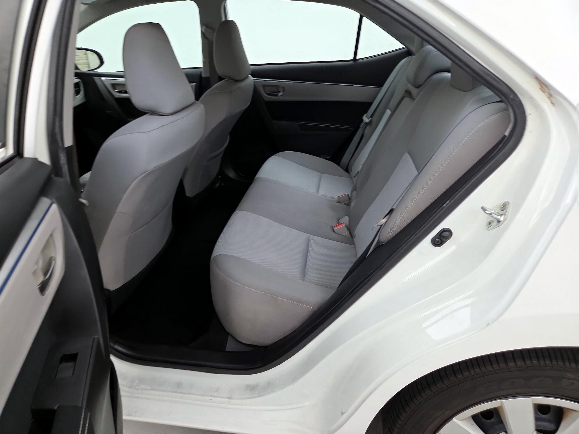 Thumbnail: 2016 Toyota Corolla - 19