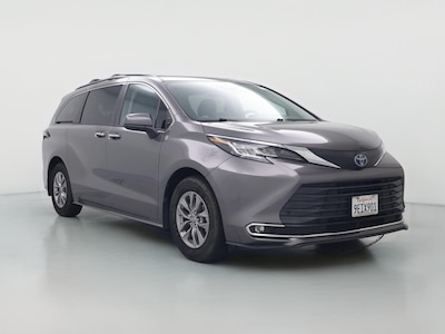 2023 Toyota Sienna Hybrid XLE