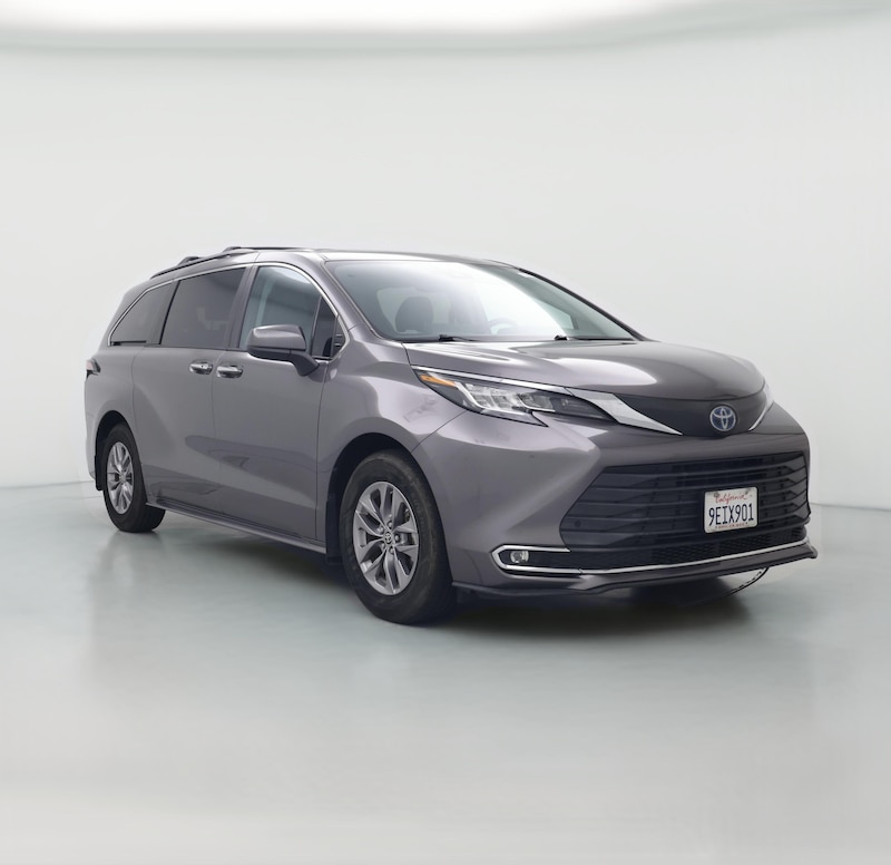 2023 Toyota Sienna Hybrid XLE