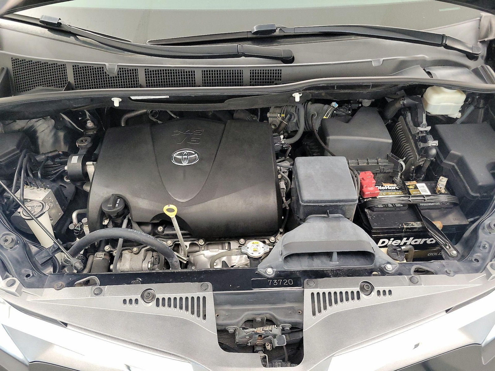 2020 Toyota Sienna XLE - Photo 24