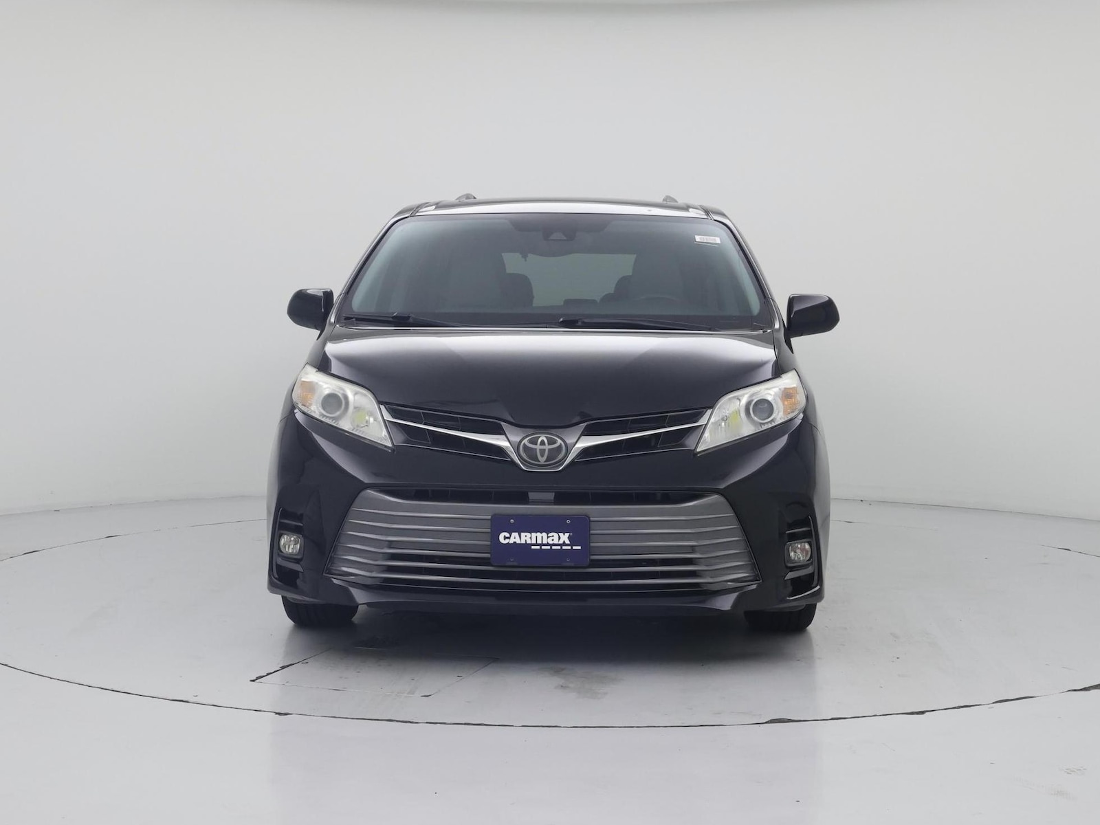 2020 Toyota Sienna XLE - Photo 6