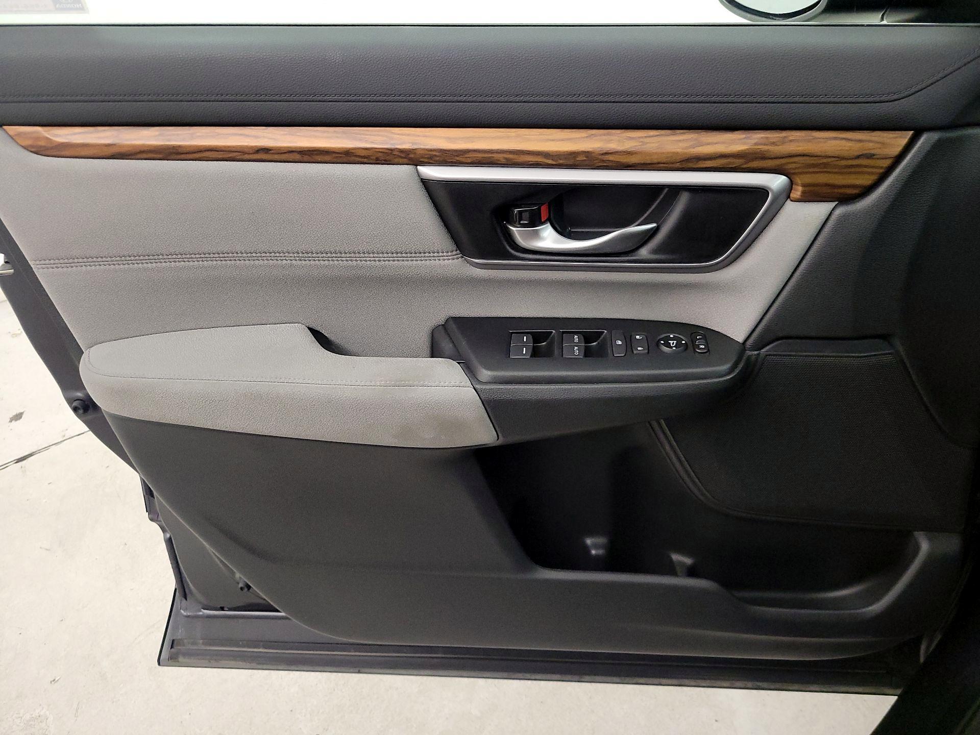 Thumbnail: 2018 Honda CR-V - 10