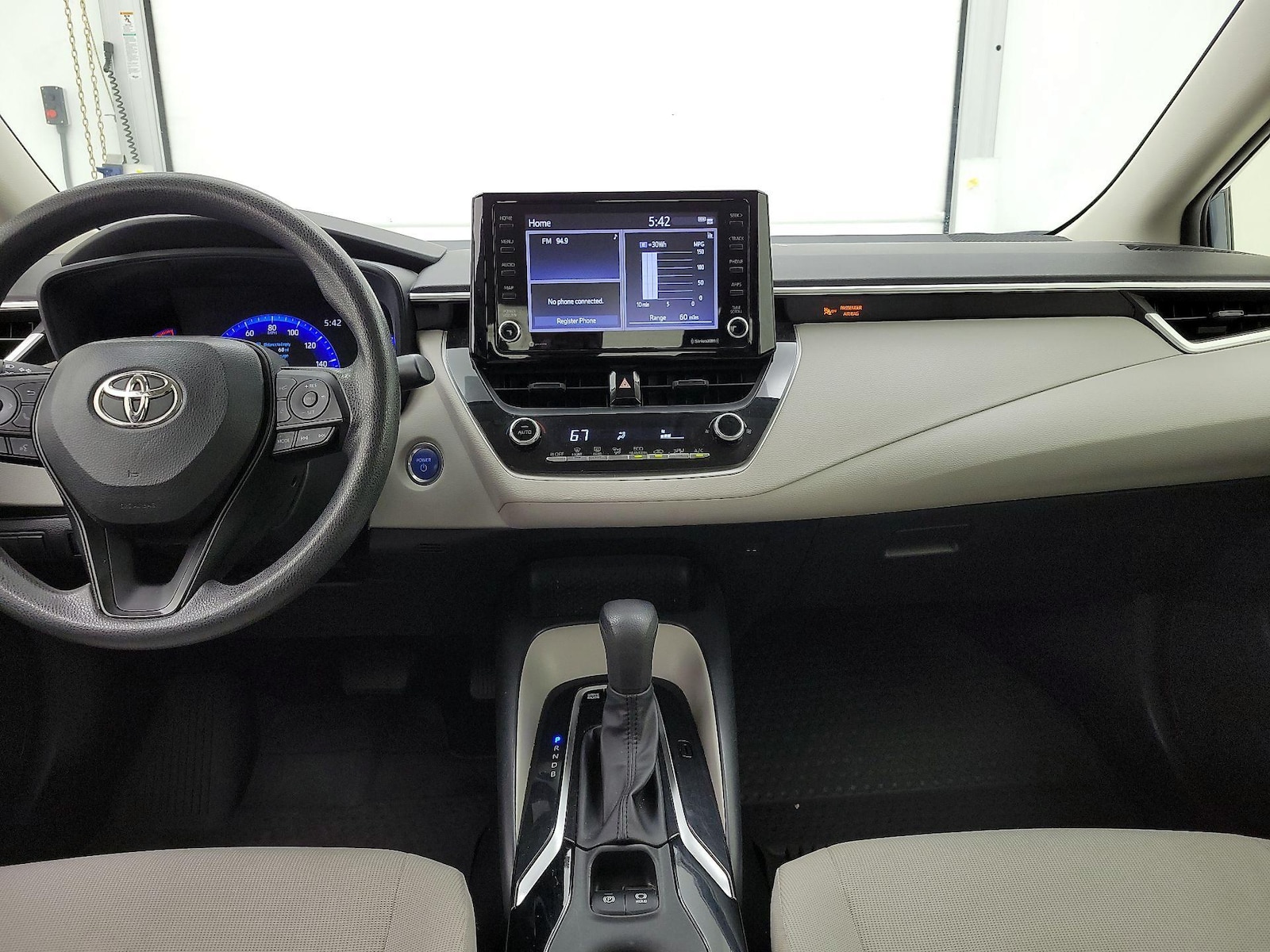 2022 Toyota Corolla LE - Photo 10