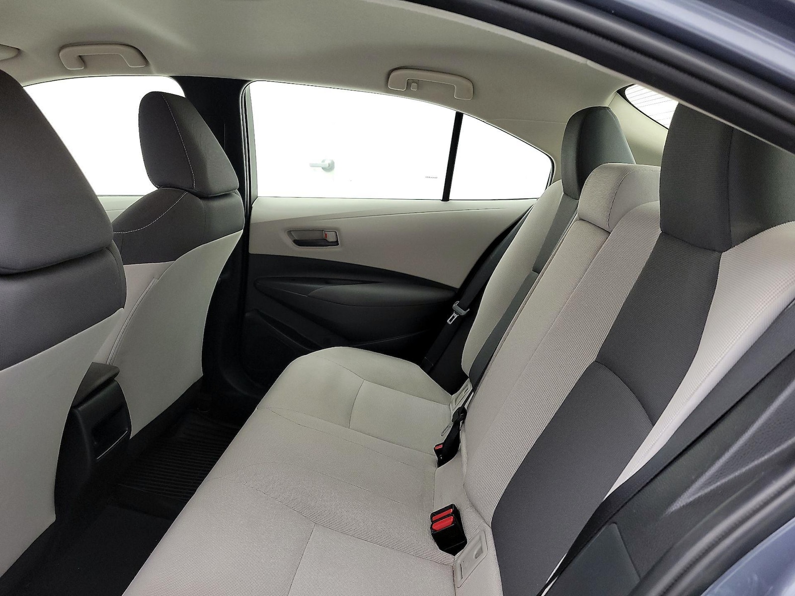 2022 Toyota Corolla LE - Photo 20
