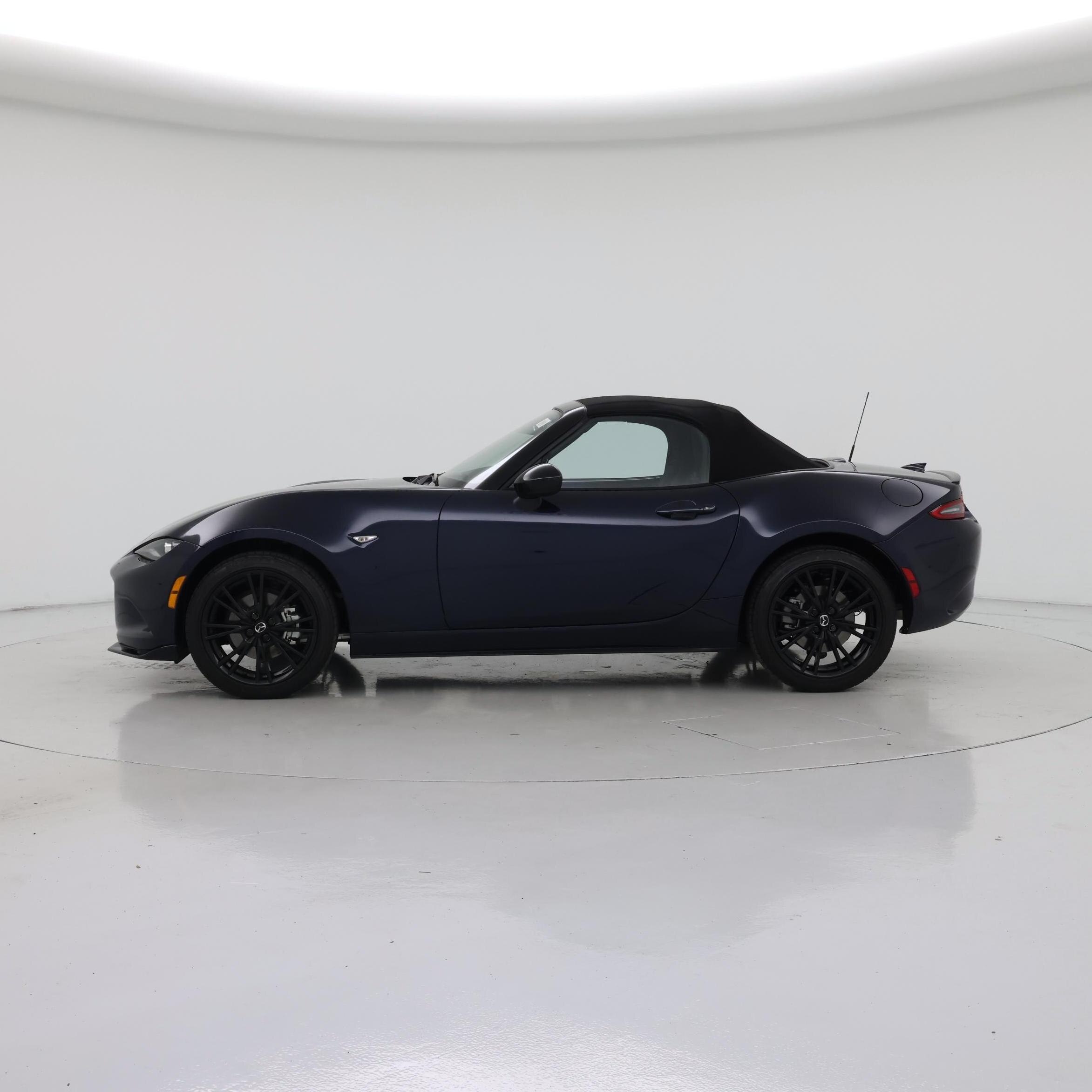 Thumbnail: 2025 Mazda MX-5 Miata - 3