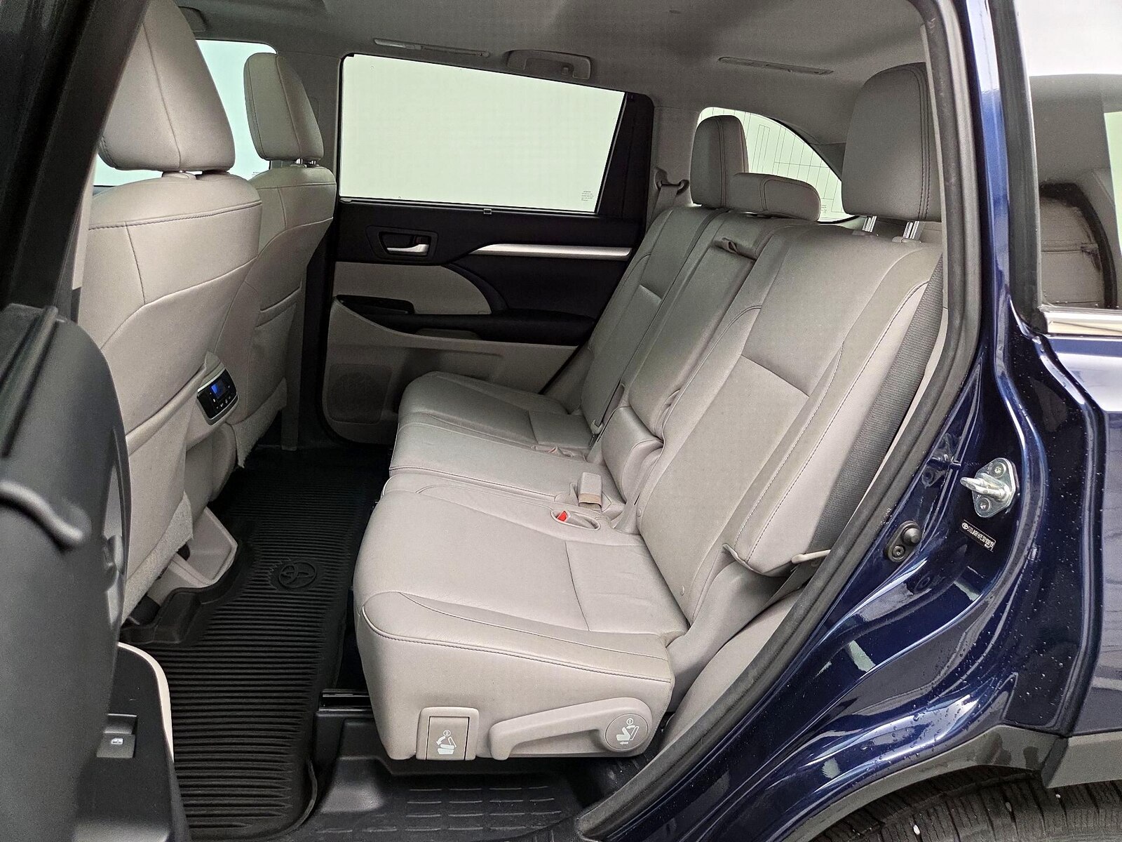 Rear Air Conditioning
