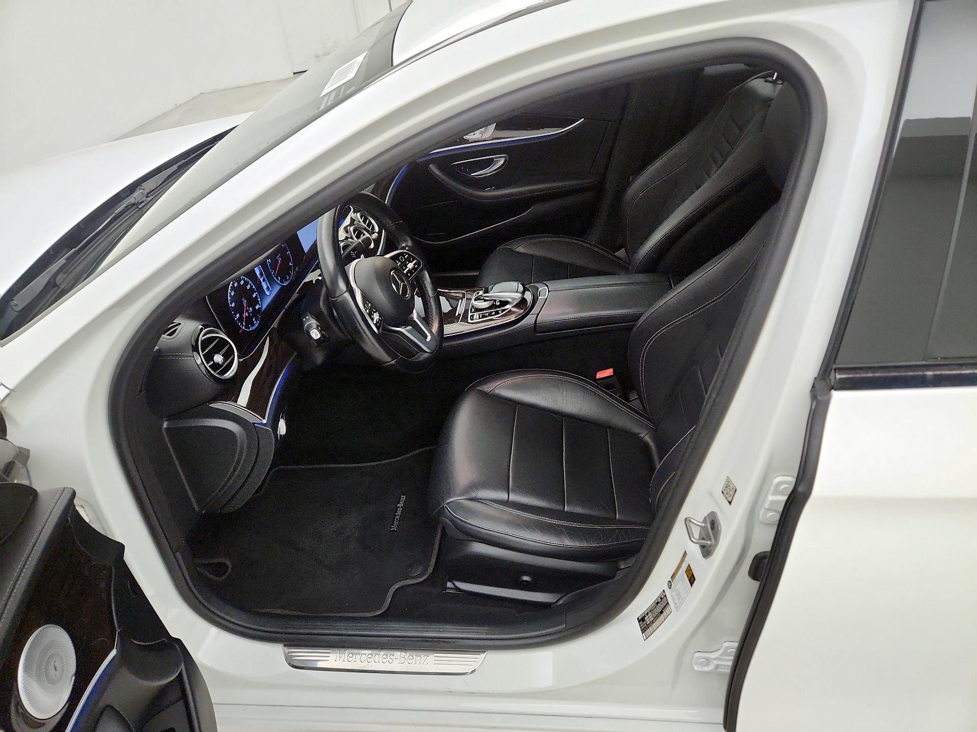 Thumbnail: 2020 Mercedes-Benz E-Class - 11