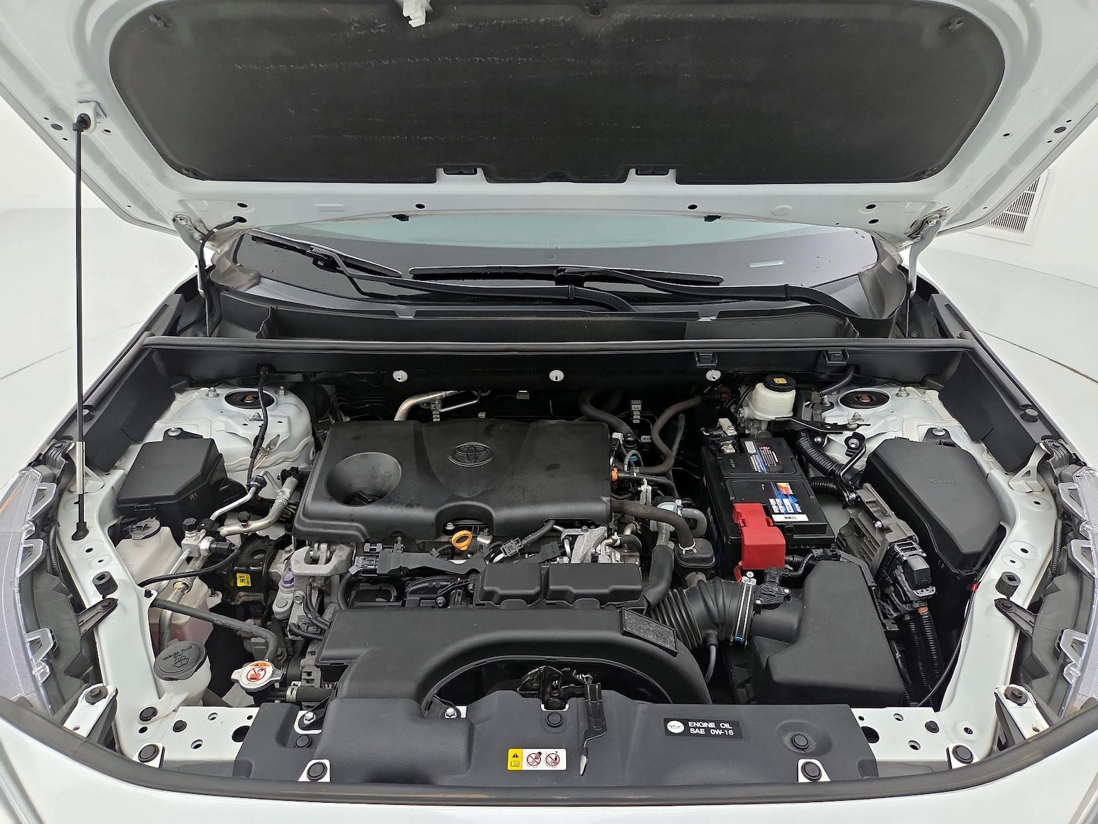 2020 Toyota RAV4 XLE Premium - Photo 24