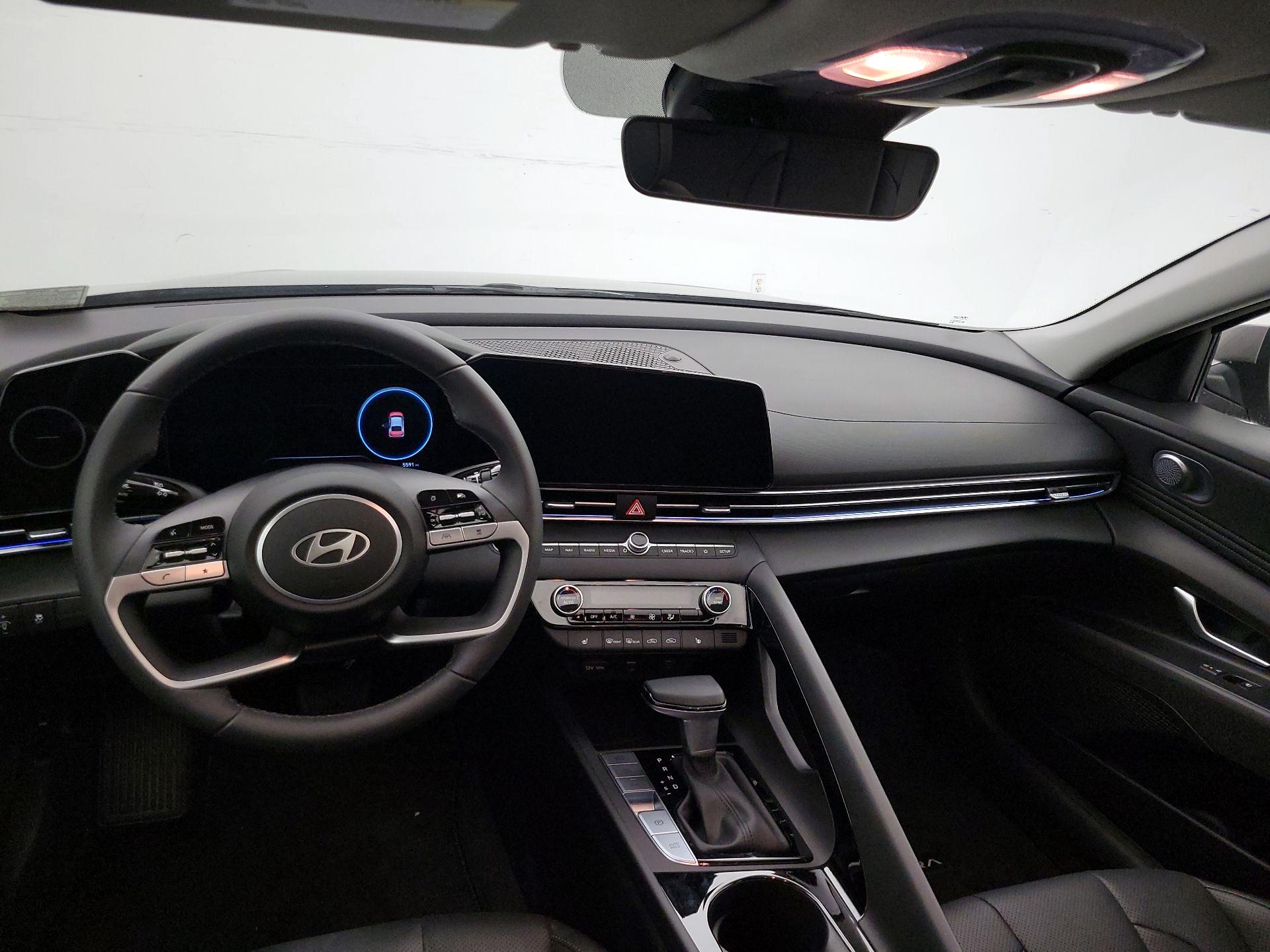 Thumbnail: 2024 Hyundai Elantra - 9