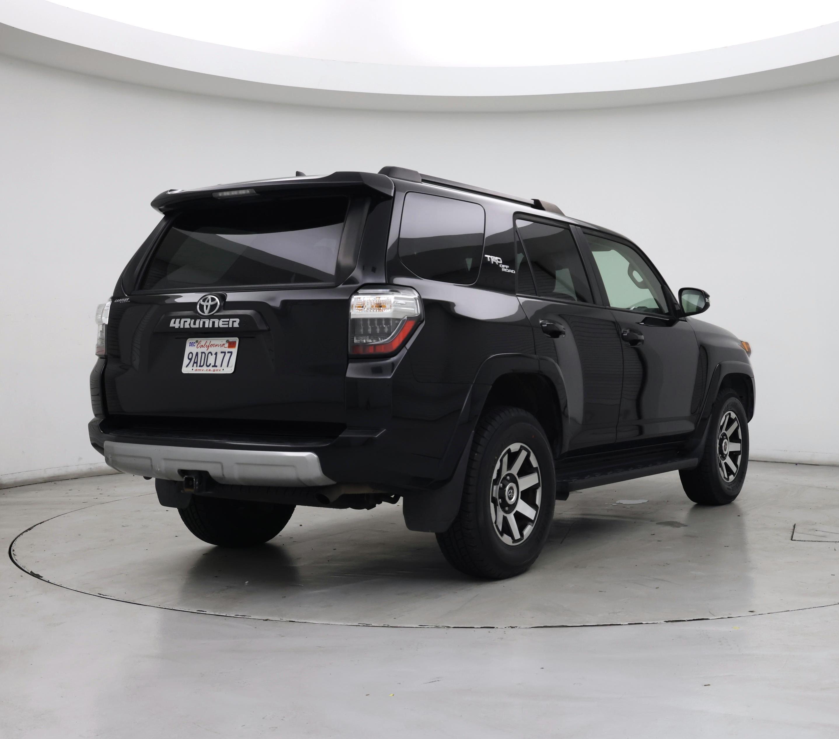 Thumbnail: 2022 Toyota 4Runner - 8