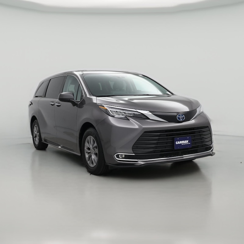 2023 Toyota Sienna Hybrid XLE