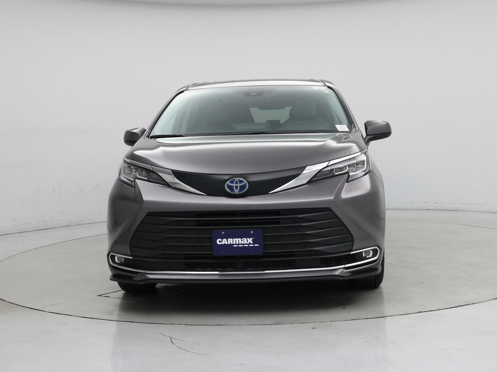 2023 Toyota Sienna XLE - Photo 6