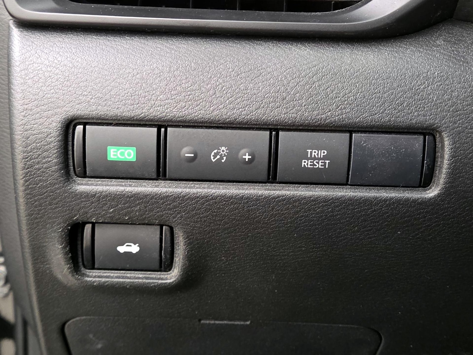 2022 Nissan Sentra S - Photo 14