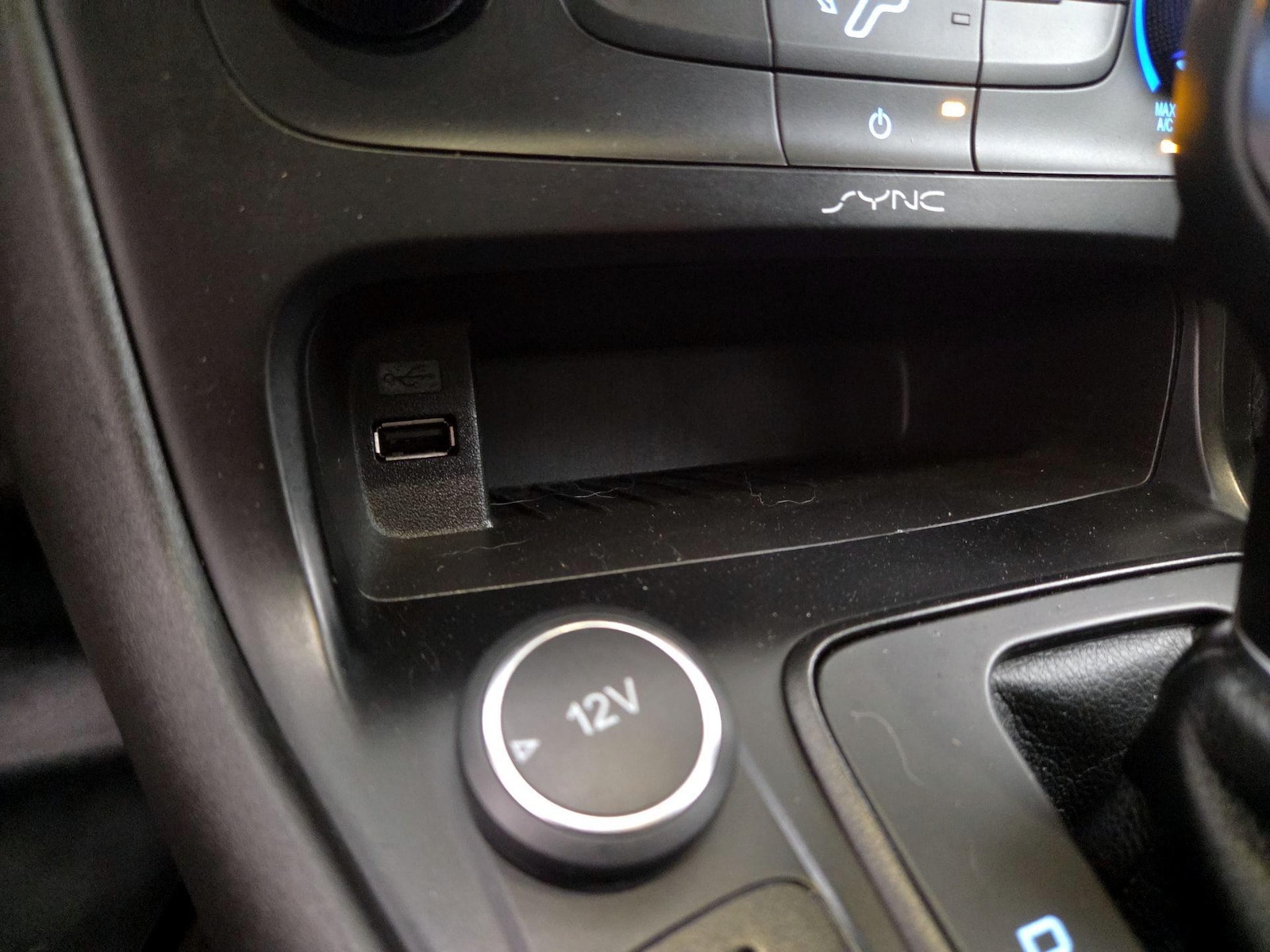 2016 Ford Focus SE - Photo 19