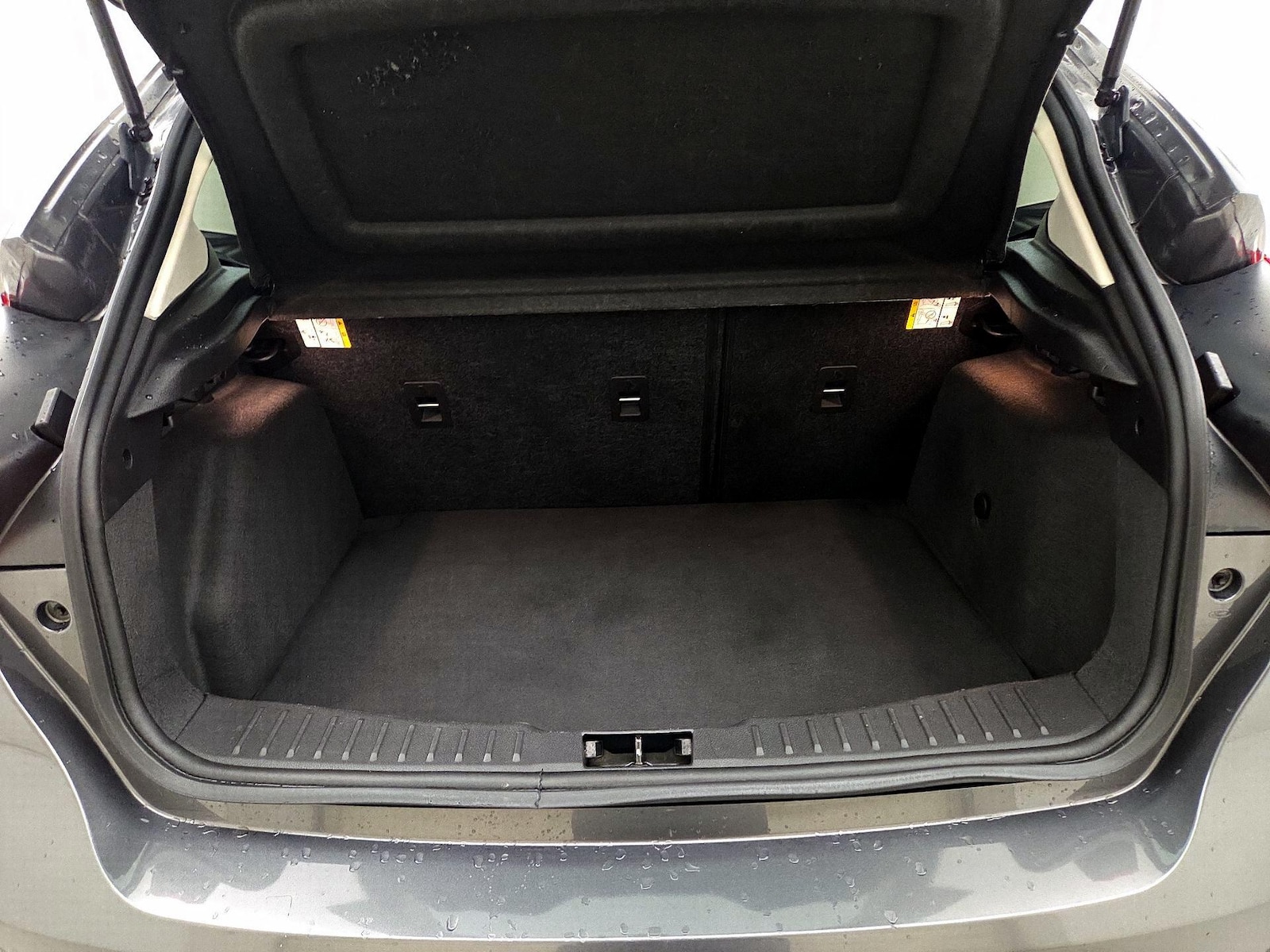 2016 Ford Focus SE - Photo 22