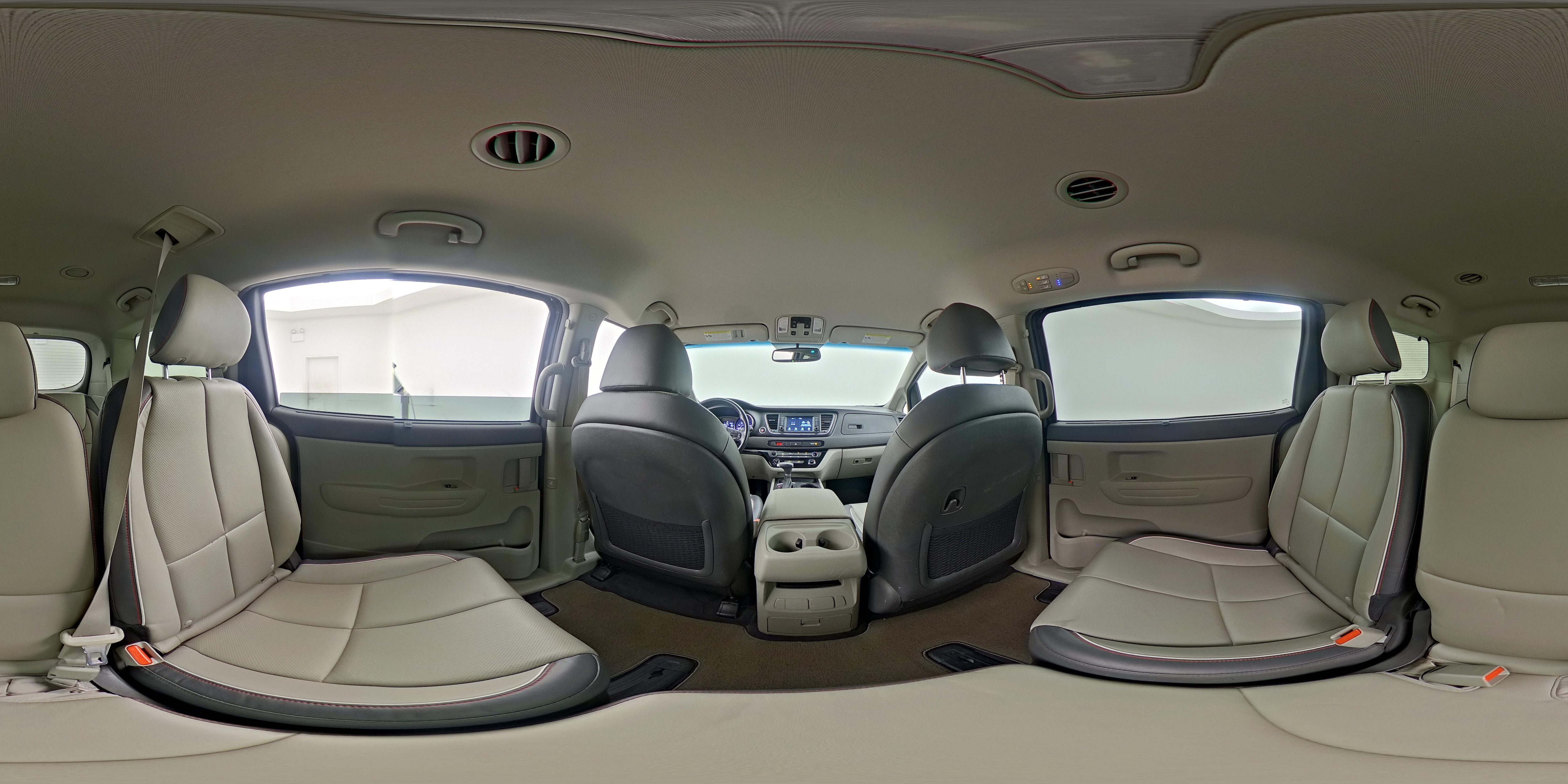 2017 Kia Sedona LX - Photo 26
