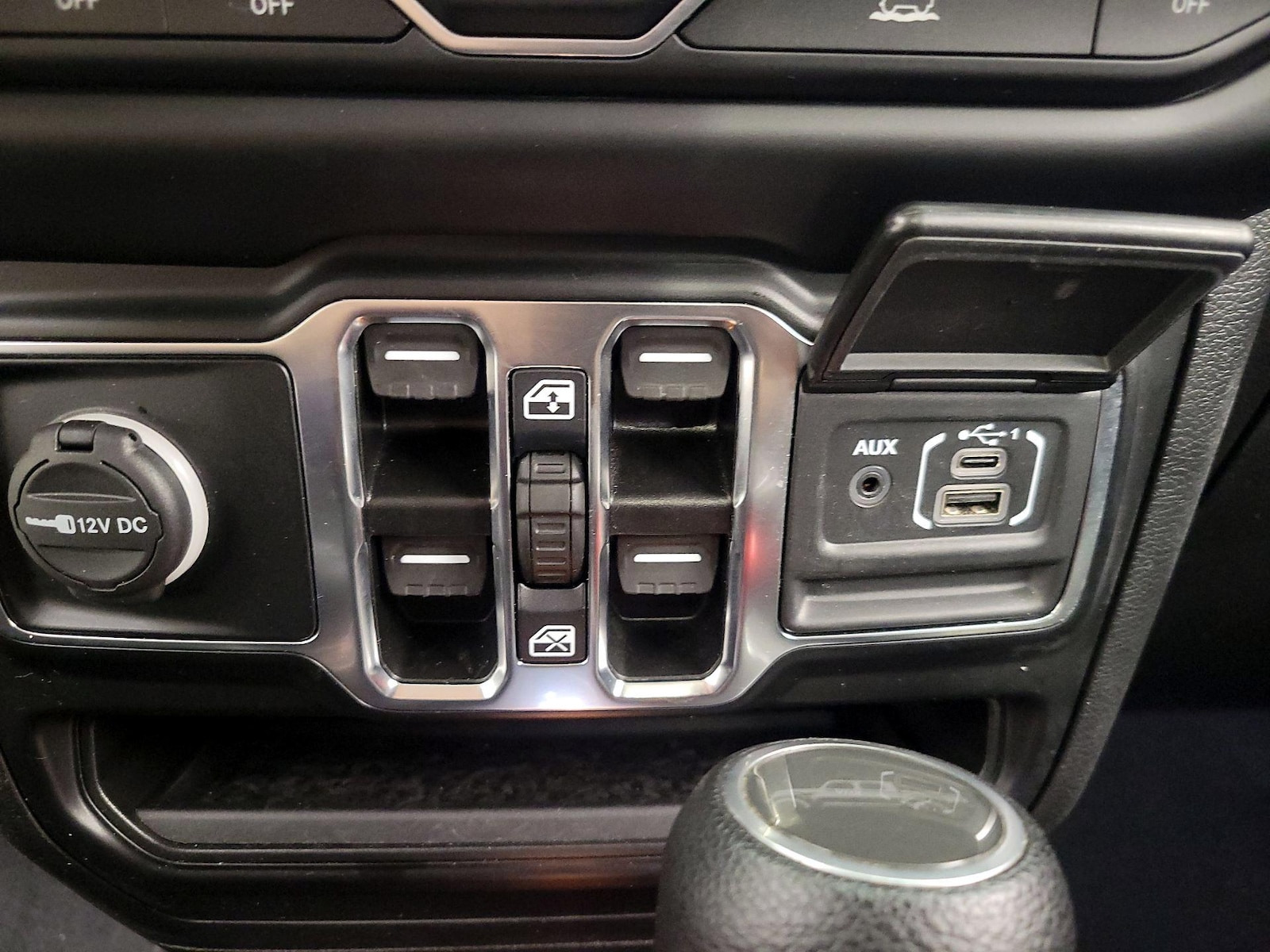 2022 Jeep Gladiator Overland - Photo 20