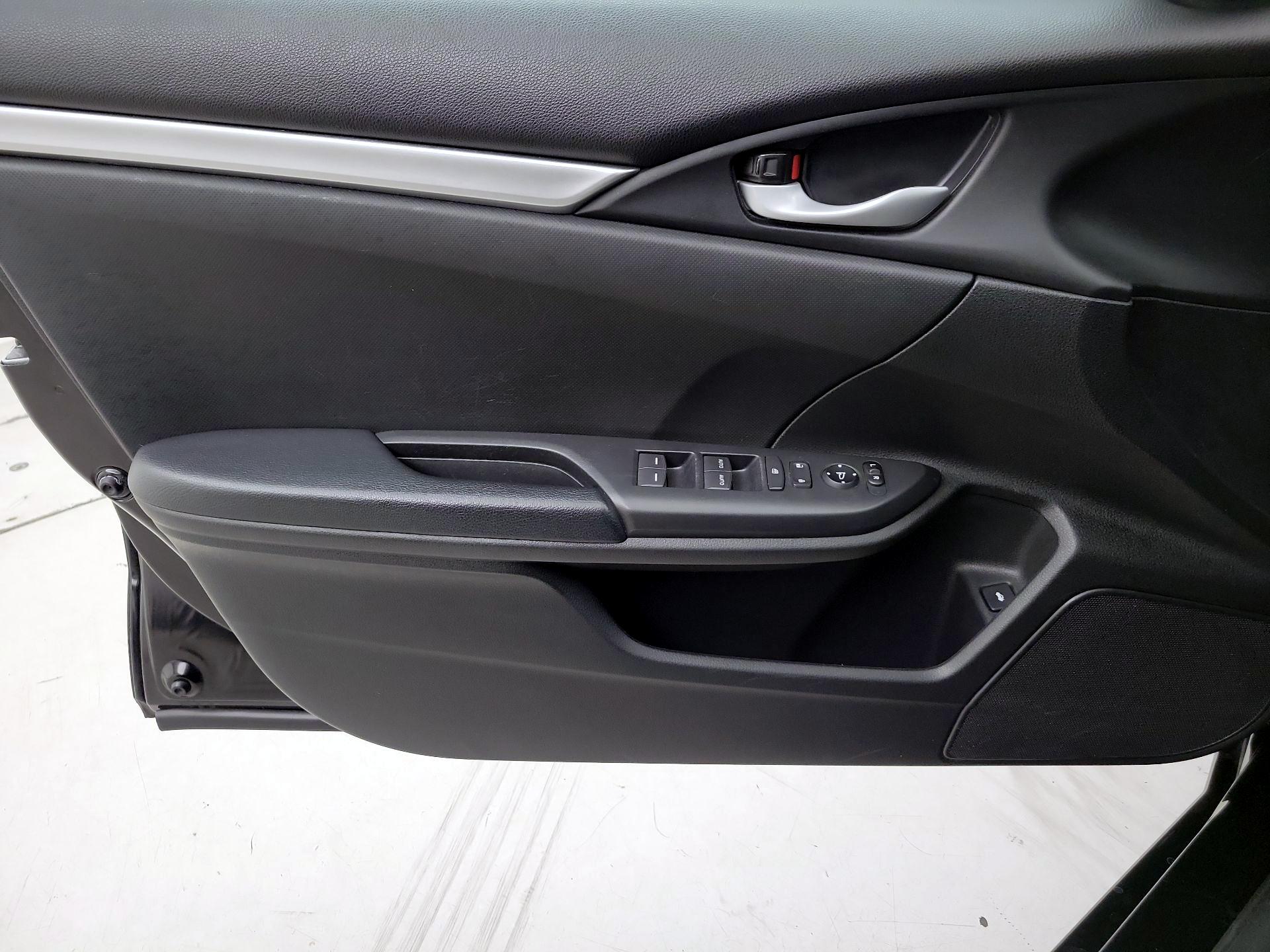 Thumbnail: 2019 Honda Civic - 12