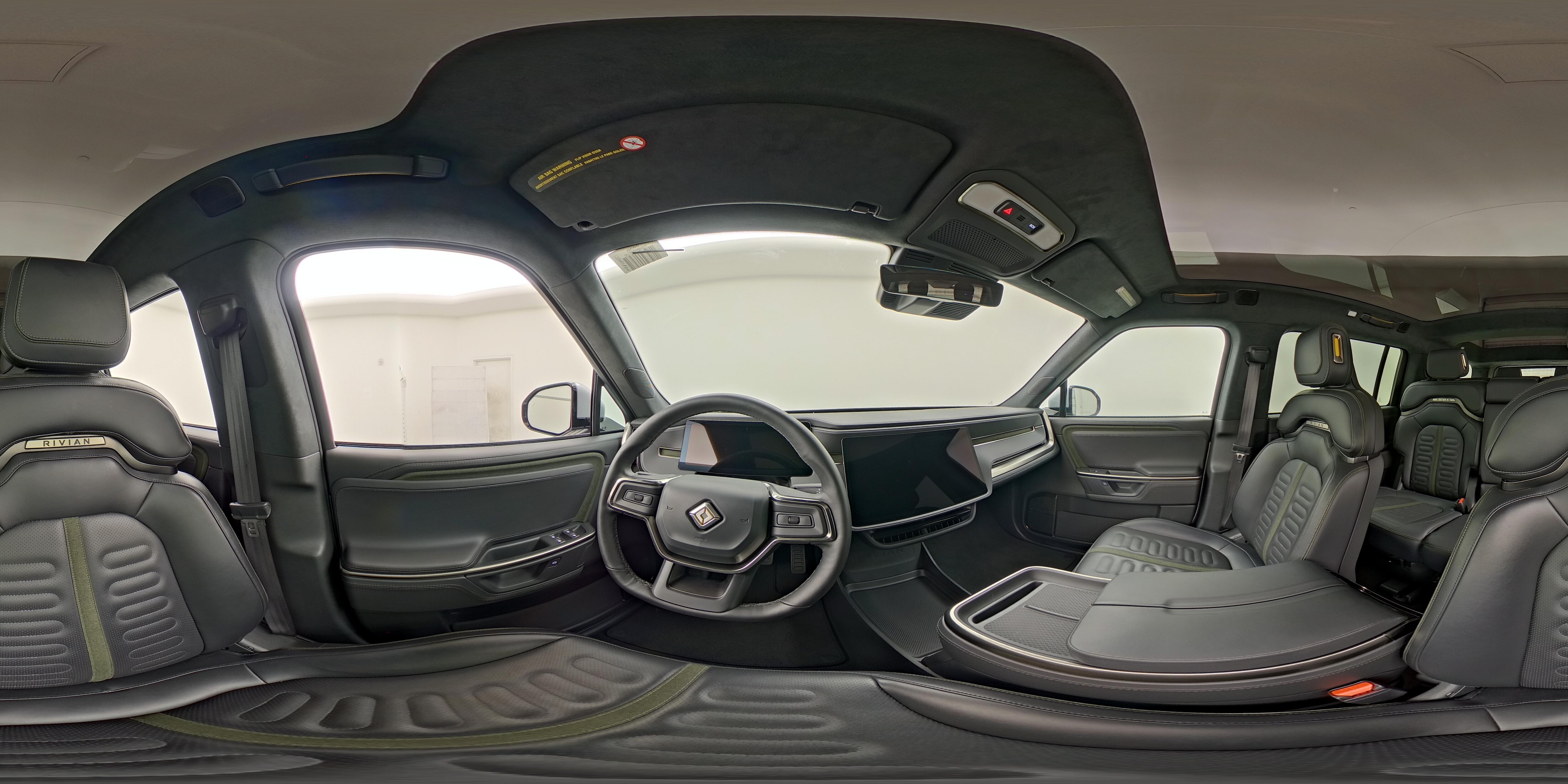 2025 Rivian R1S Adventure - Photo 29