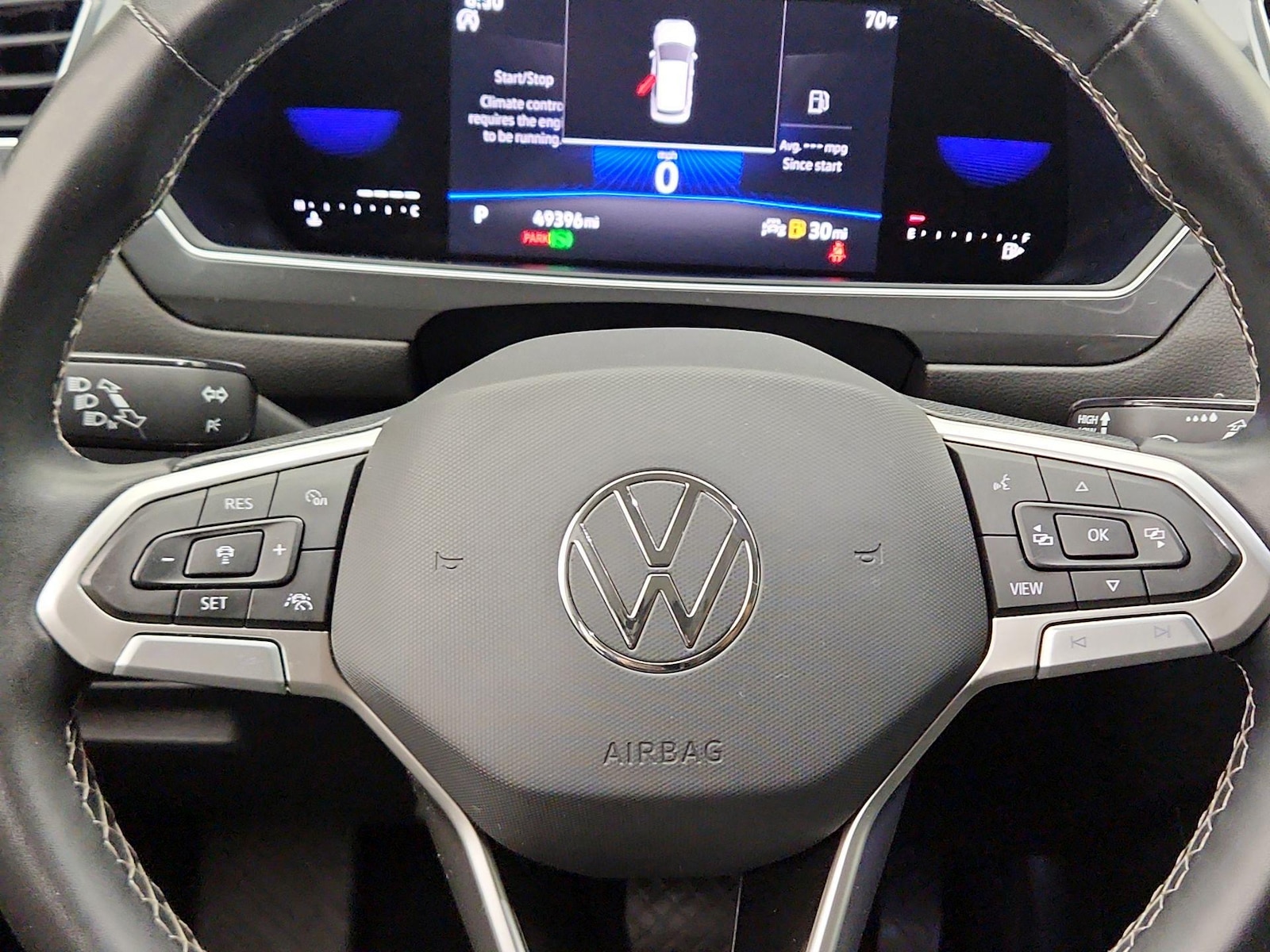 2022 Volkswagen Tiguan SE - Photo 11