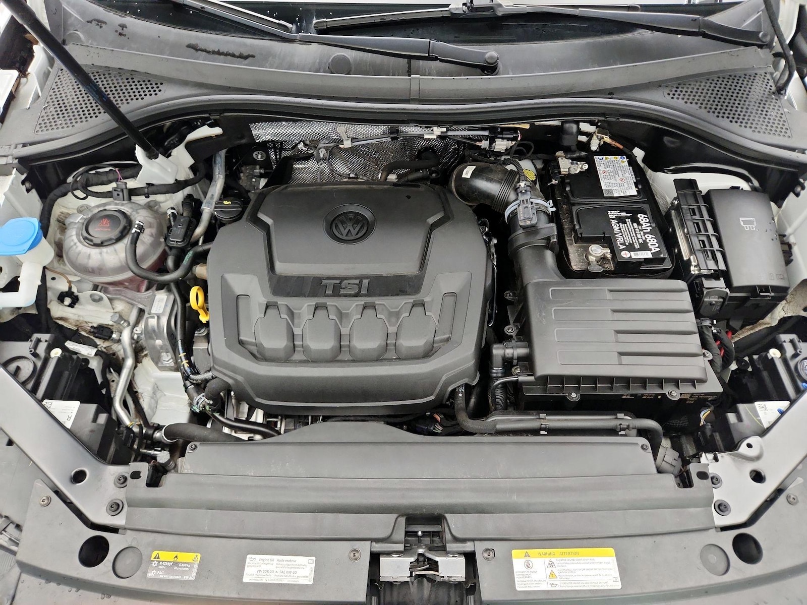 2022 Volkswagen Tiguan SE - Photo 22