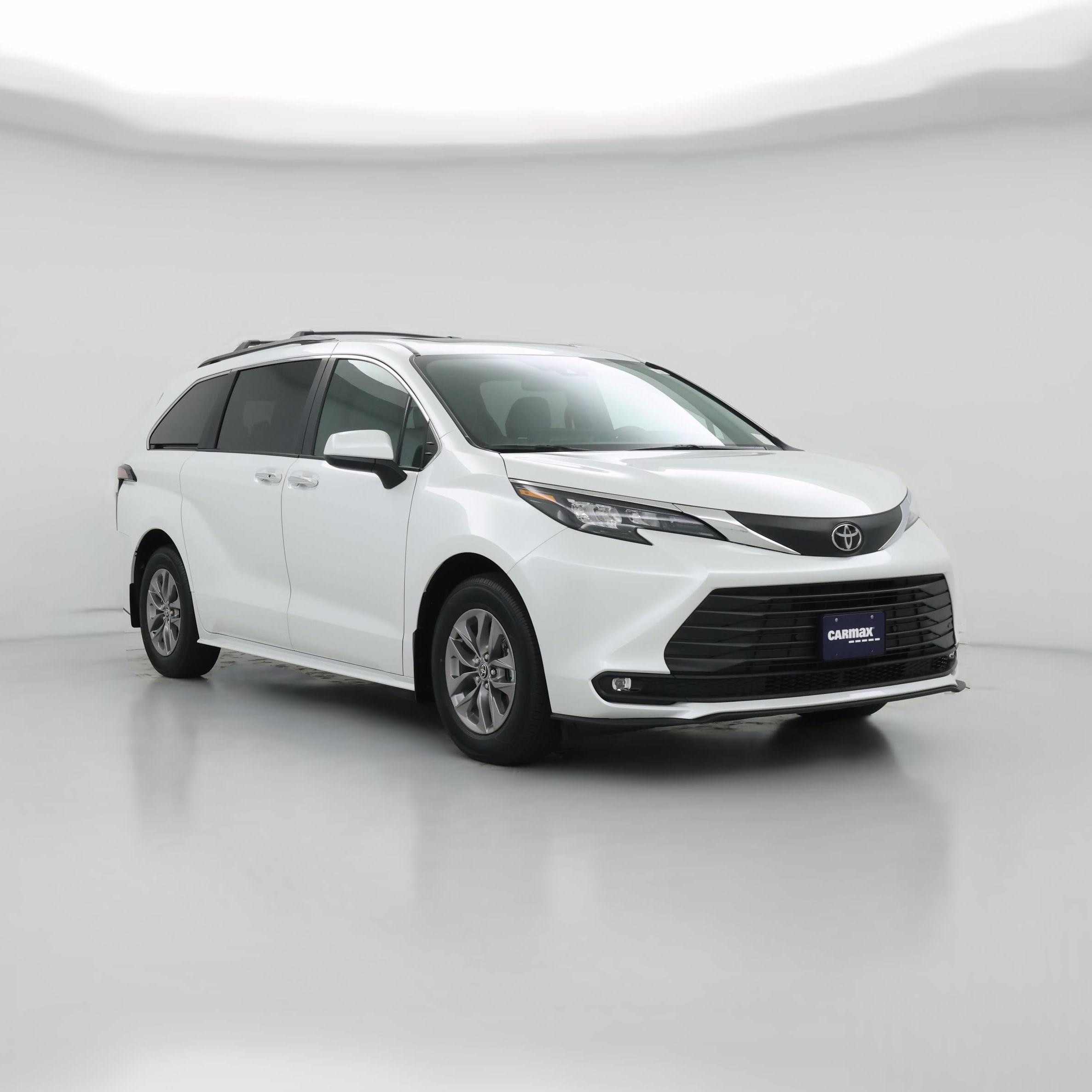 Thumbnail: 2026 Toyota Sienna - 1