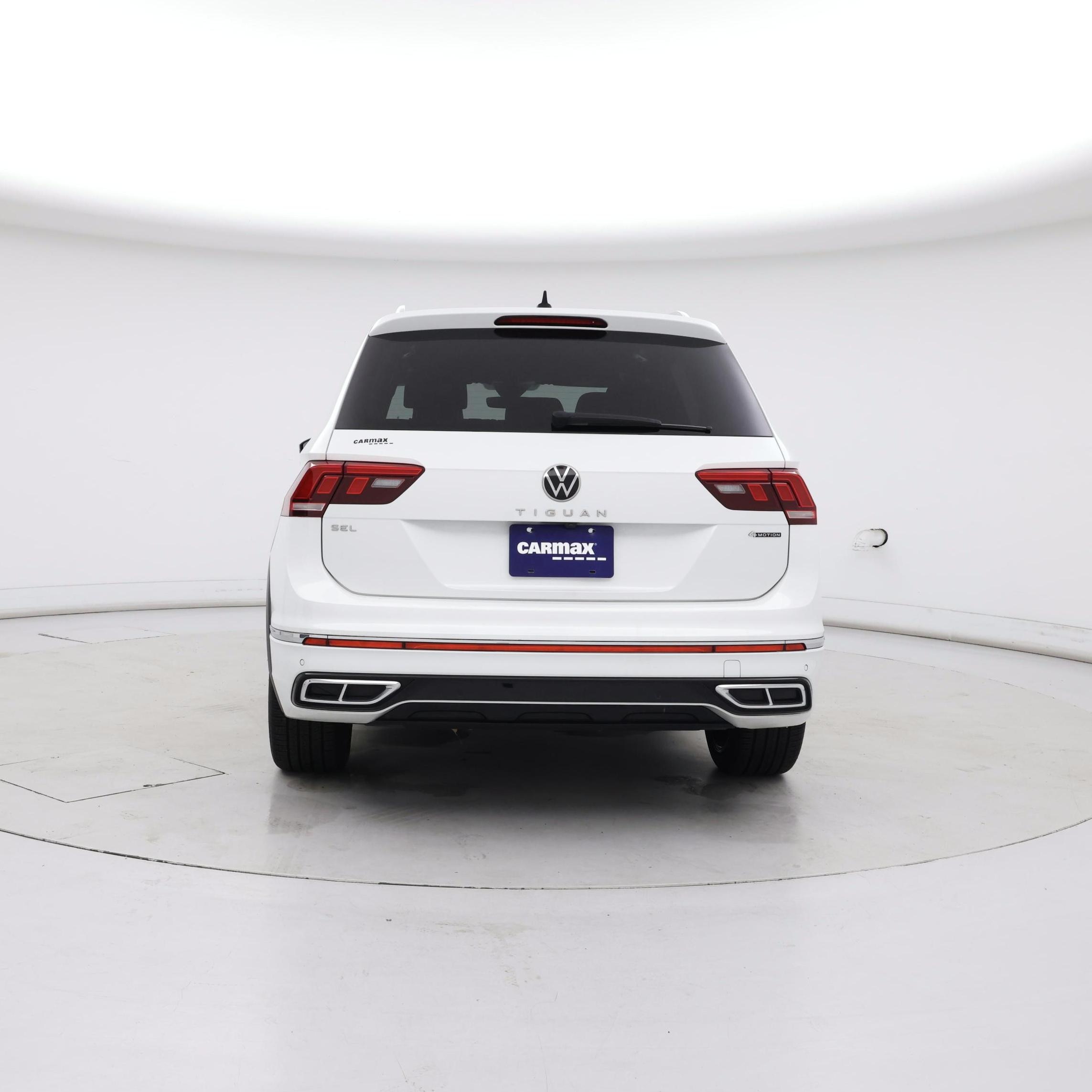 Thumbnail: 2022 Volkswagen Tiguan - 3