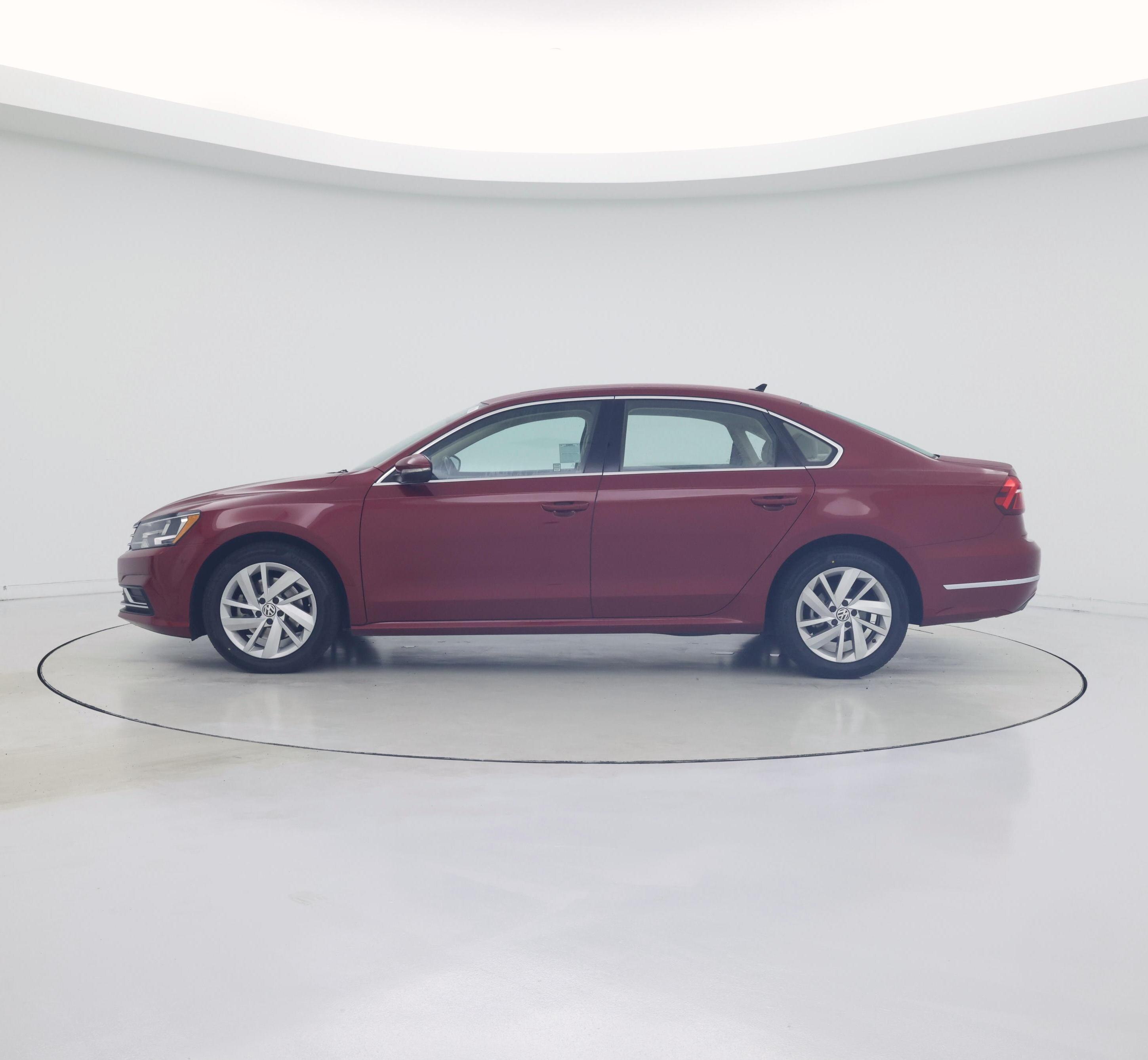 Thumbnail: 2018 Volkswagen Passat - 3