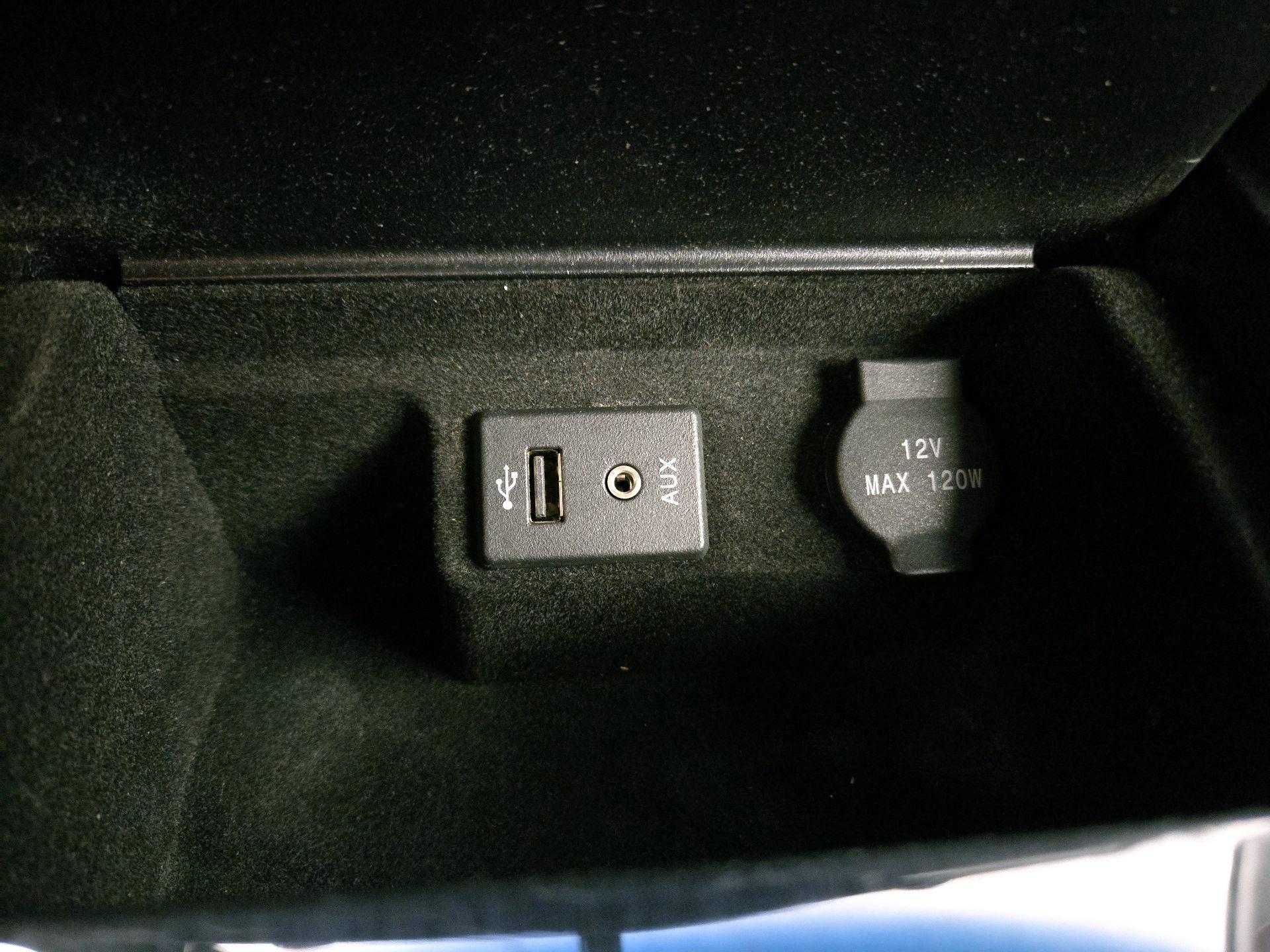 Thumbnail: 2014 Nissan Altima - 18