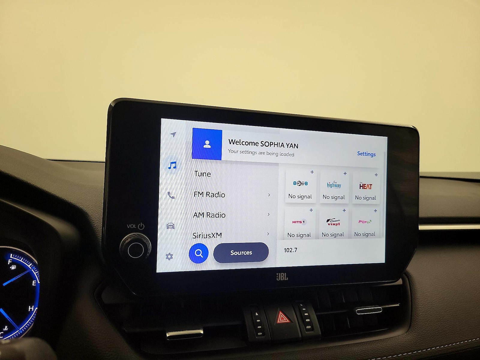 2023 Toyota RAV4 XLE Premium - Photo 16