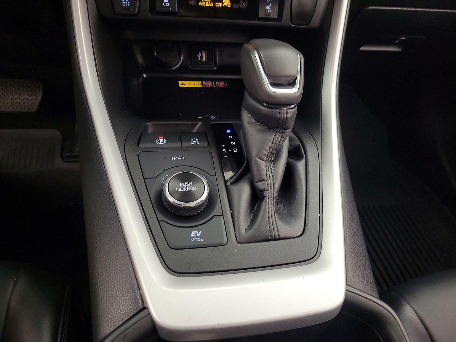 2023 Toyota RAV4 XLE Premium - Photo 18