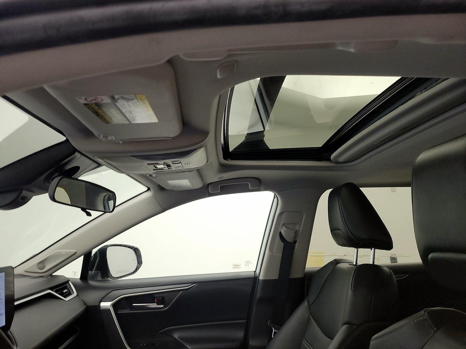 2023 Toyota RAV4 XLE Premium - Photo 20