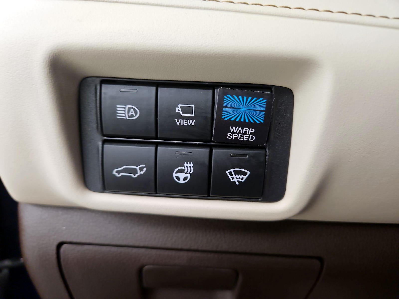 2022 Toyota Highlander Limited - Photo 14