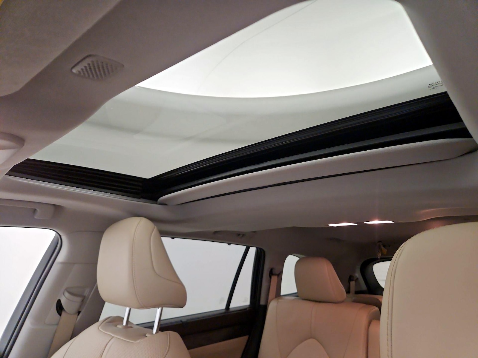 2022 Toyota Highlander Limited - Photo 21