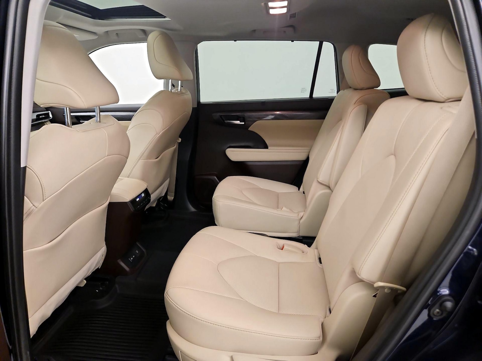2022 Toyota Highlander Limited - Photo 22