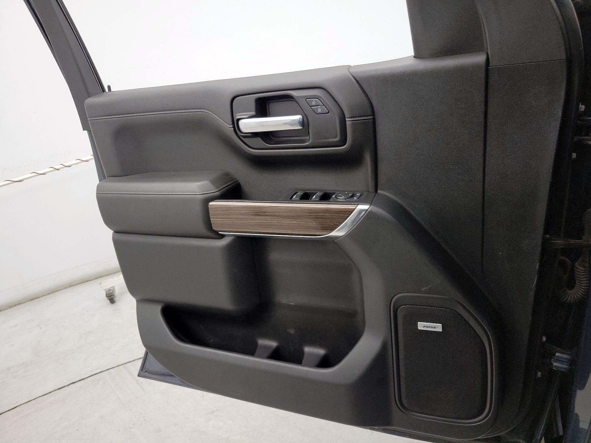 Thumbnail: 2021 Chevrolet Silverado 1500 - 12
