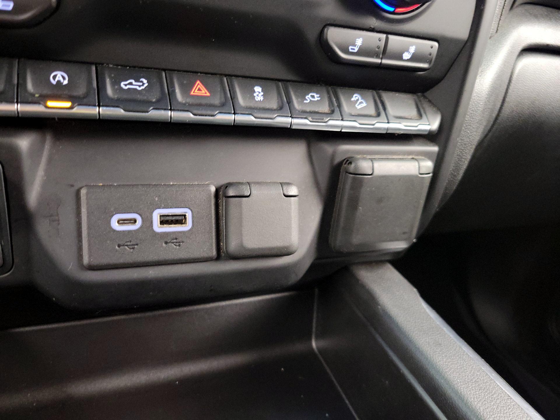 Thumbnail: 2021 Chevrolet Silverado 1500 - 18