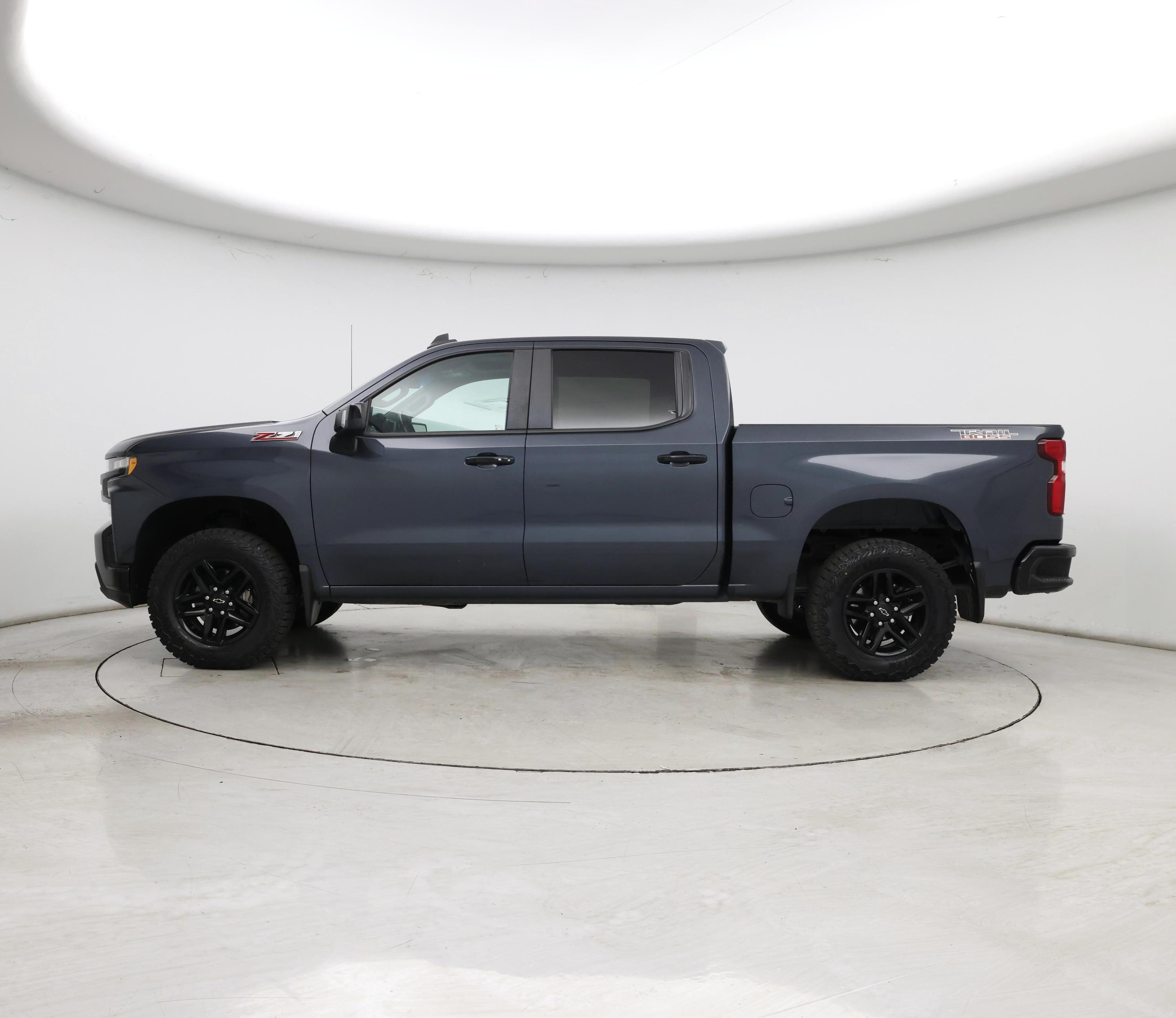 Thumbnail: 2021 Chevrolet Silverado 1500 - 3