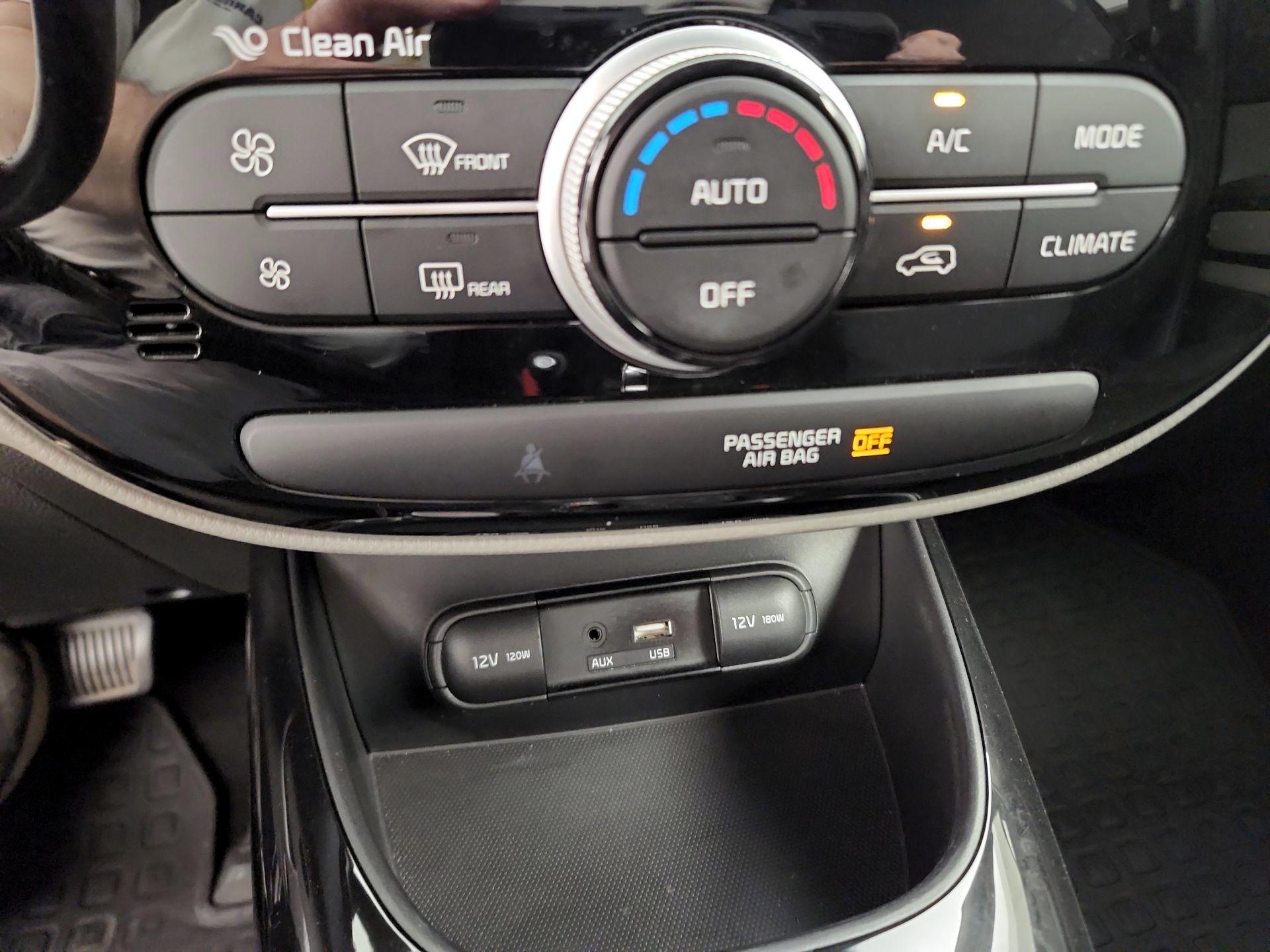 Thumbnail: 2019 Kia Soul - 17