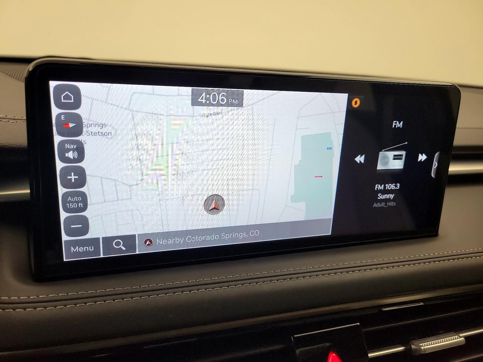 2024 GENESIS G70 Standard - Photo 15