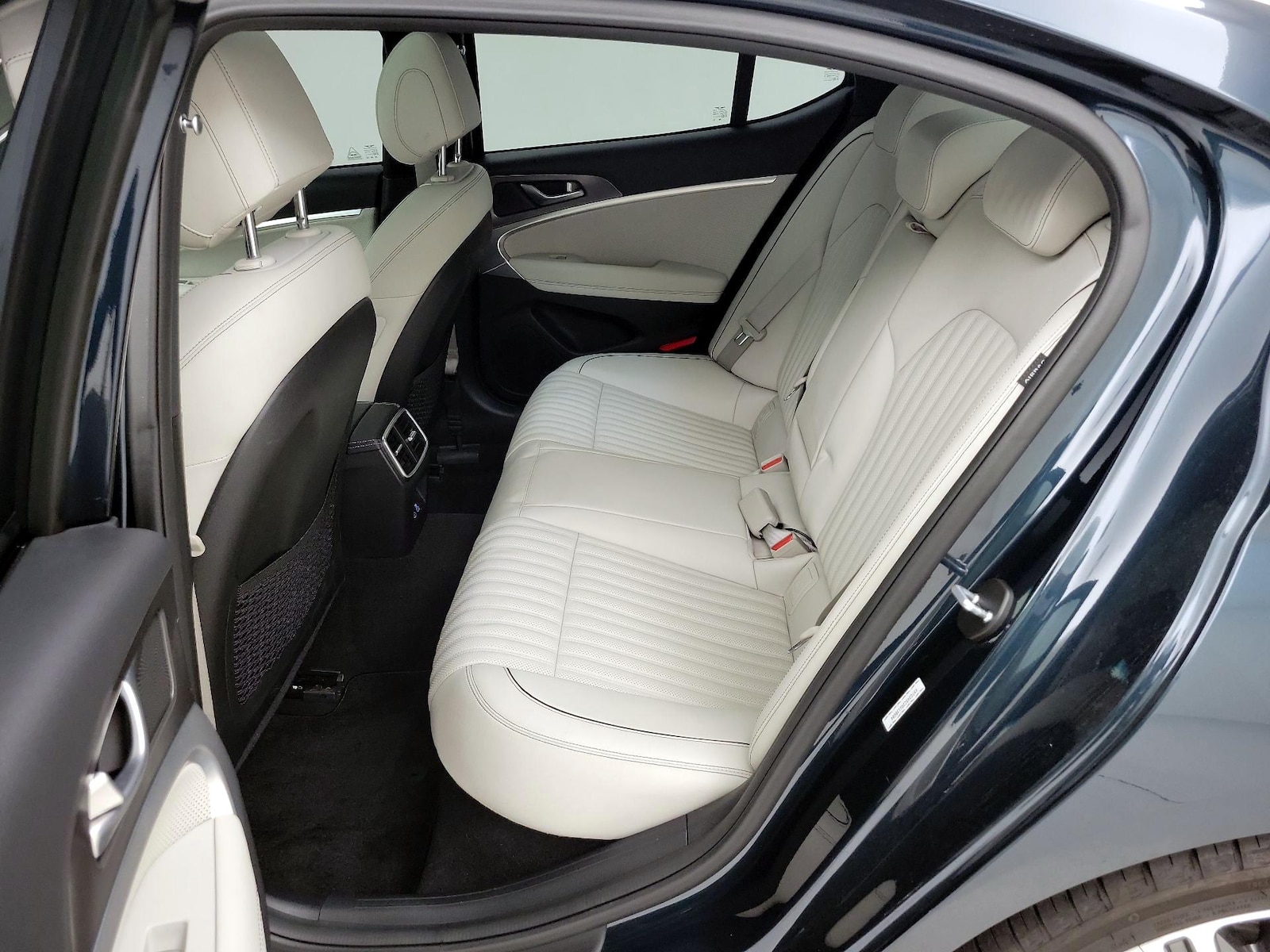 2024 GENESIS G70 Standard - Photo 22