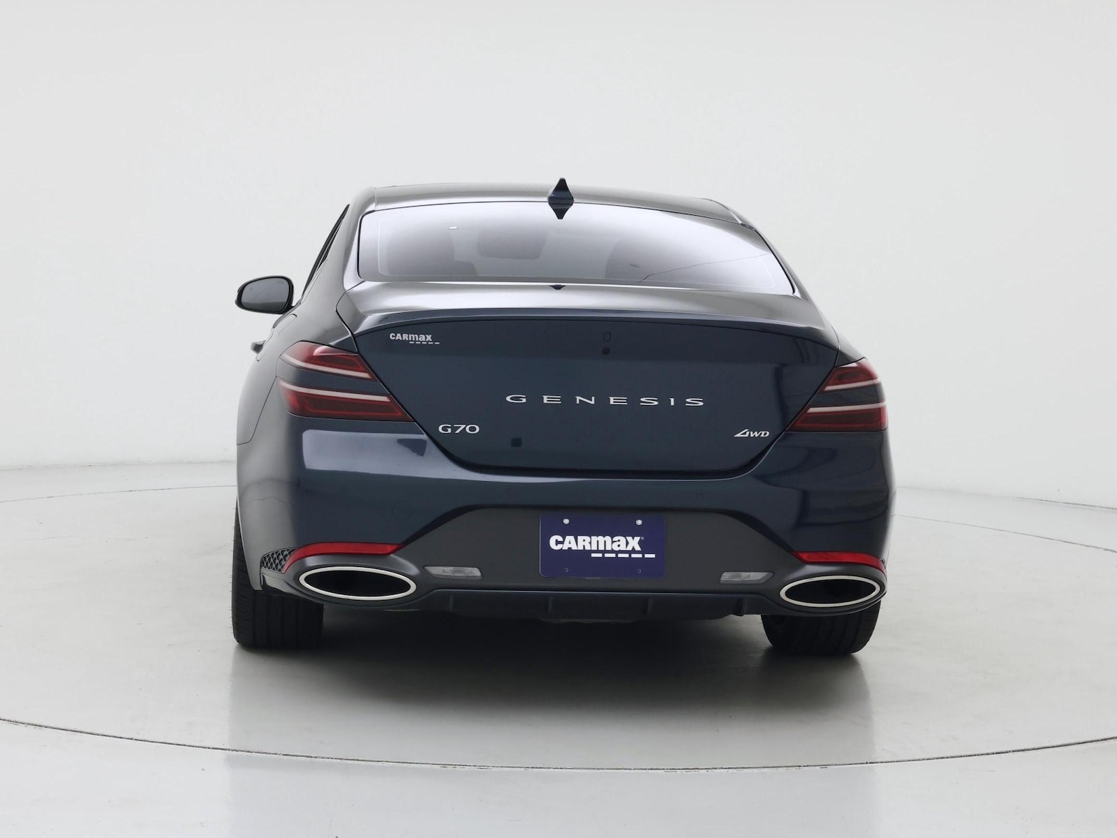 2024 GENESIS G70 Standard - Photo 7