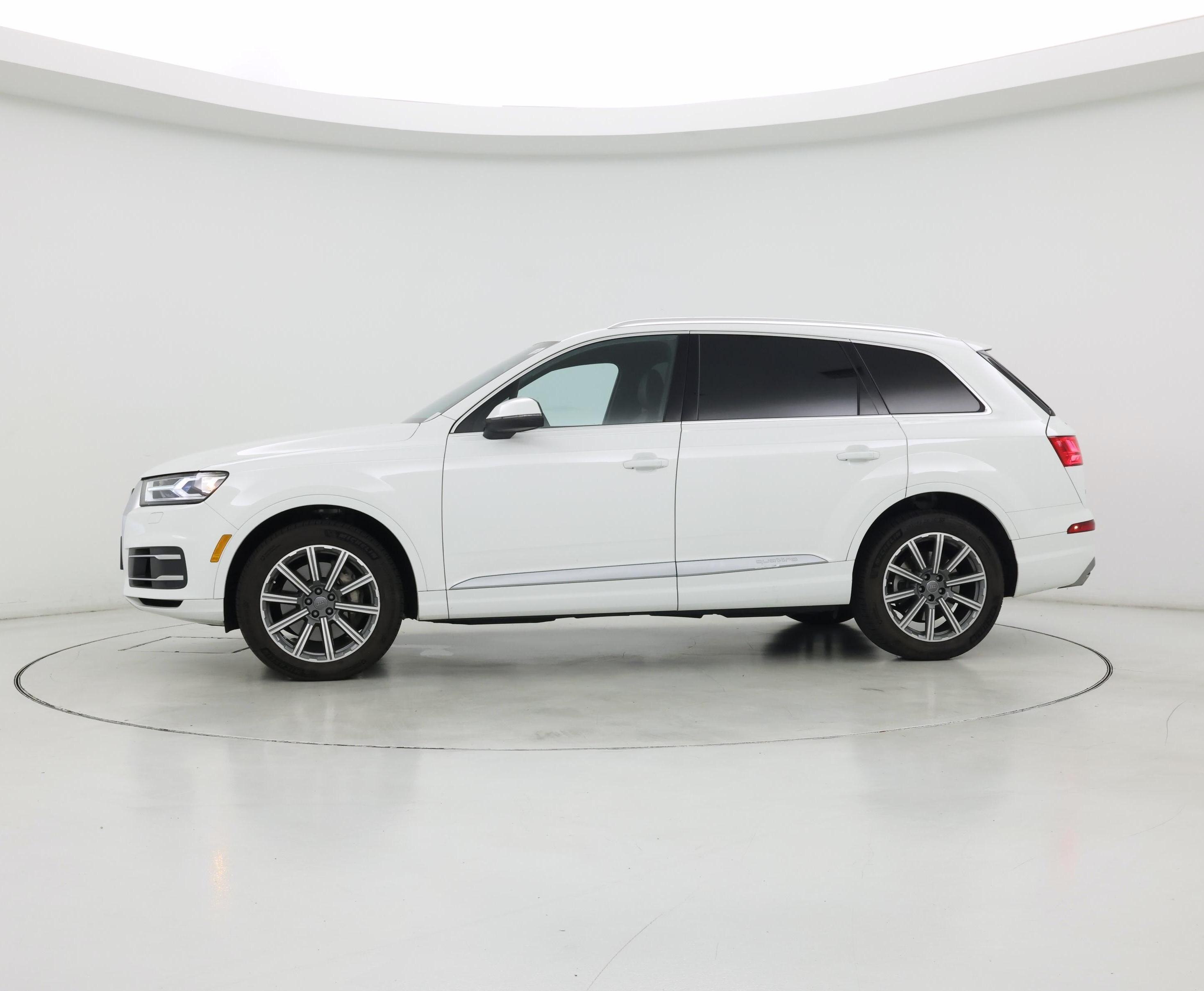 Thumbnail: 2018 Audi Q7 - 3