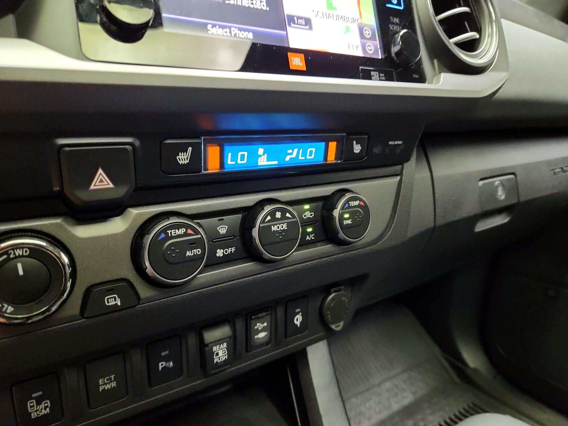 Thumbnail: 2019 Toyota Tacoma - 15