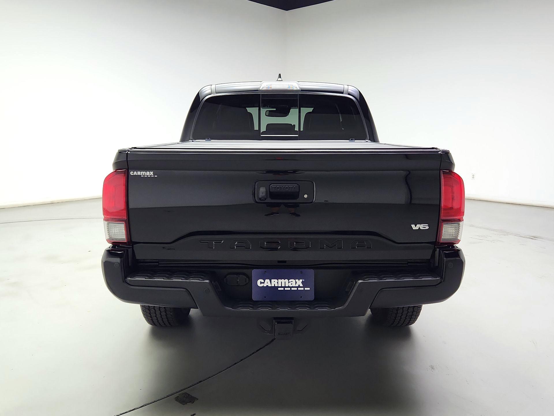 Thumbnail: 2019 Toyota Tacoma - 6